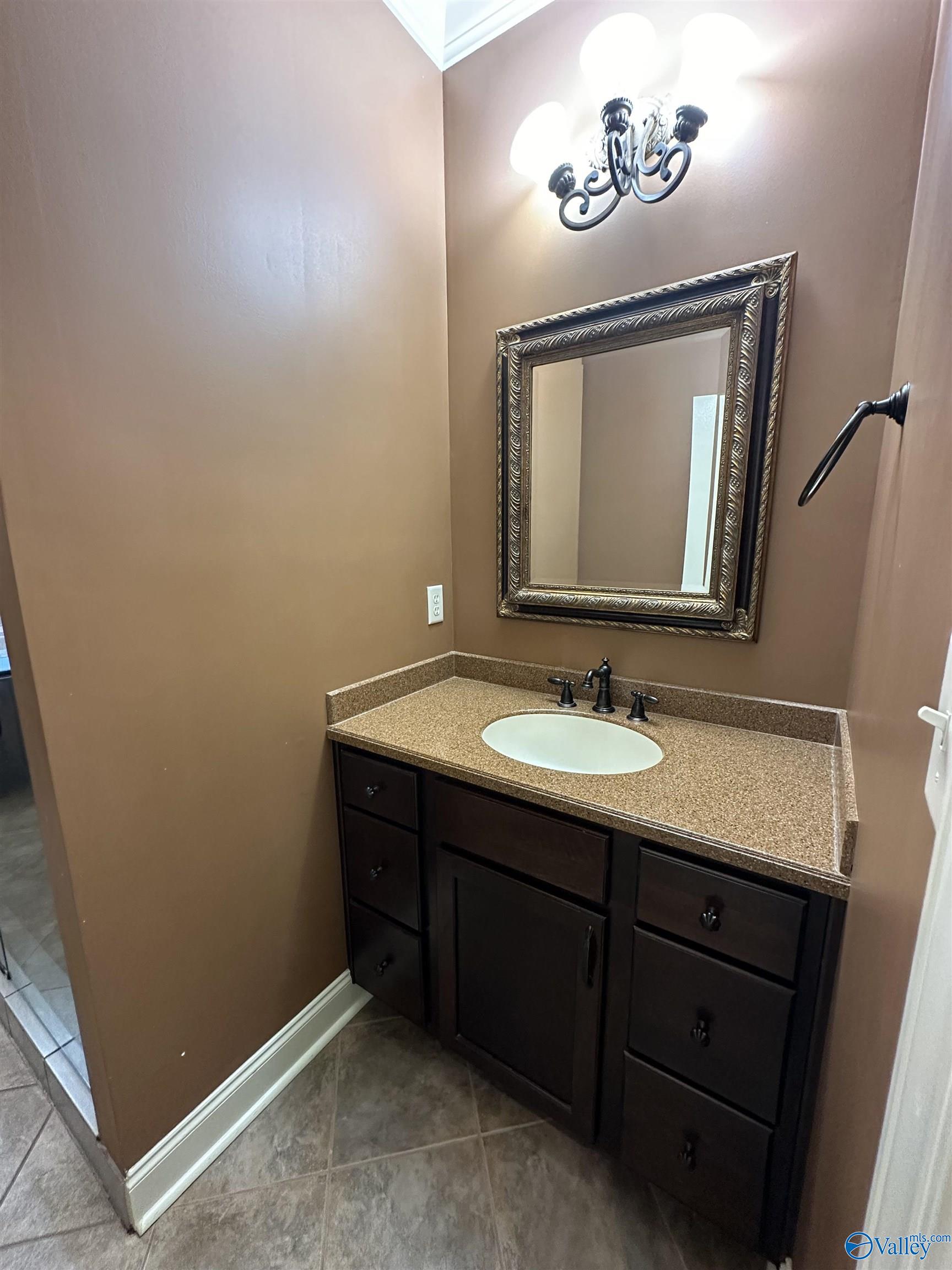 112 Deer Valley Parkway