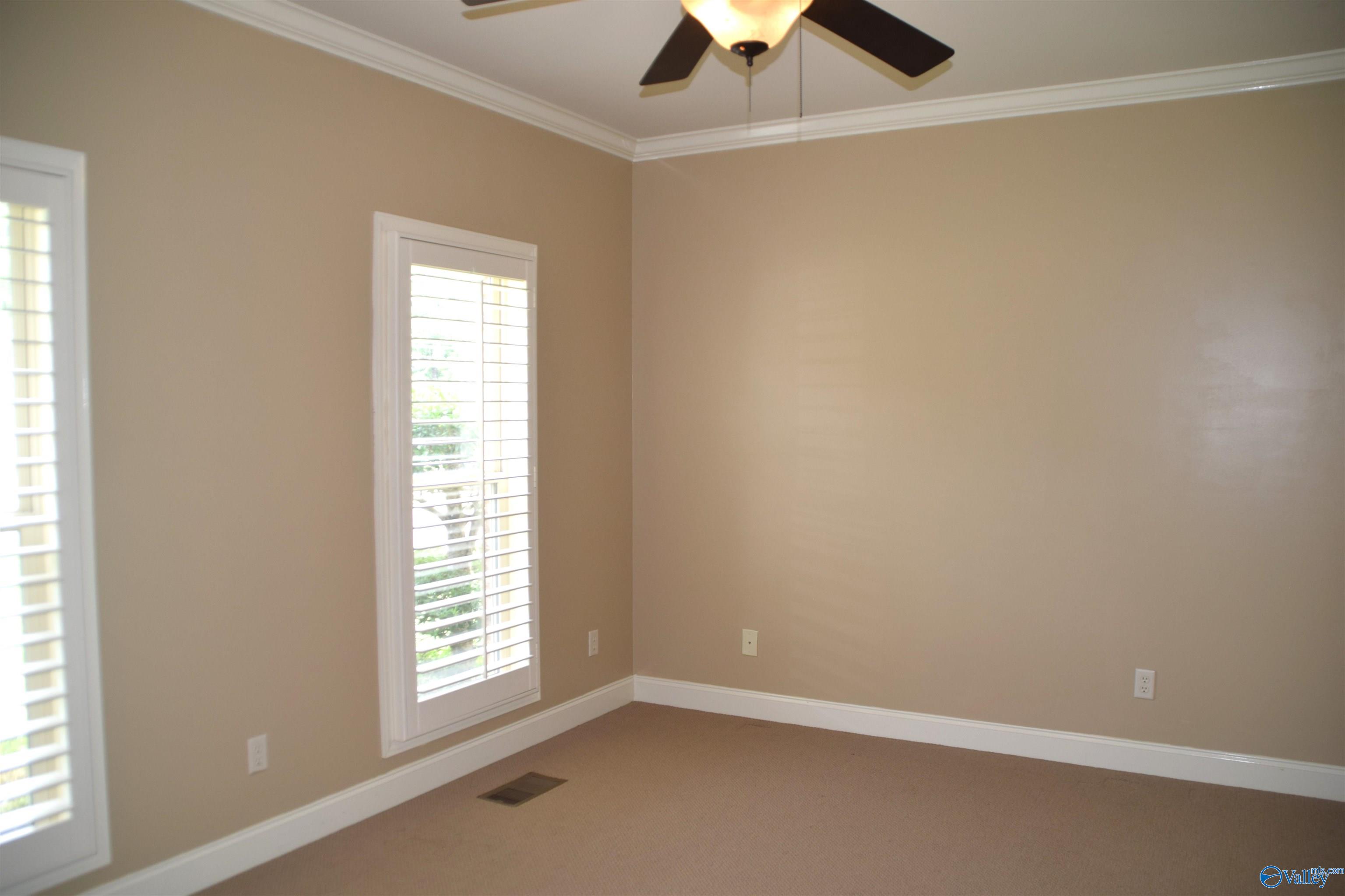 112 Deer Valley Parkway
