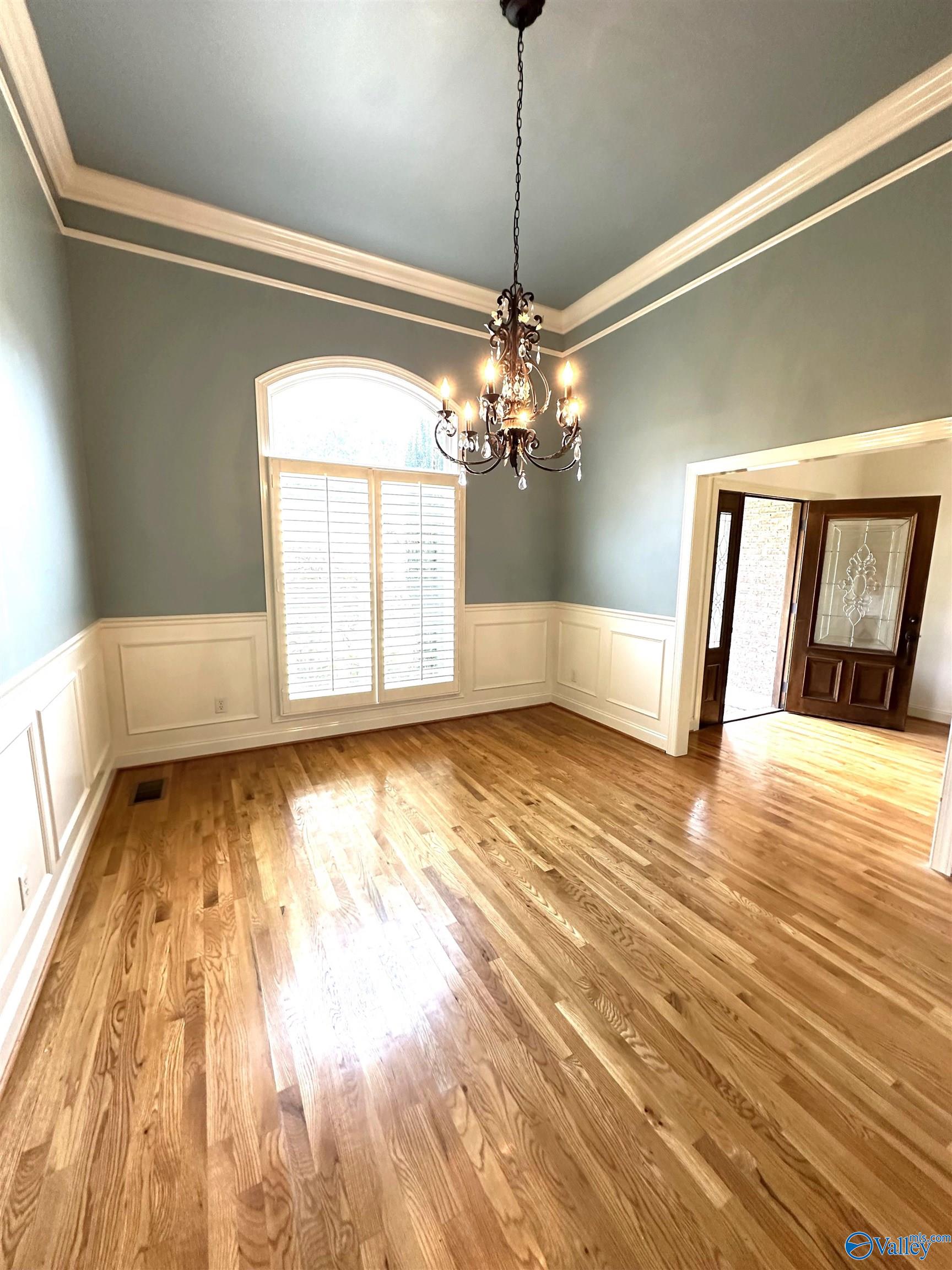 112 Deer Valley Parkway
