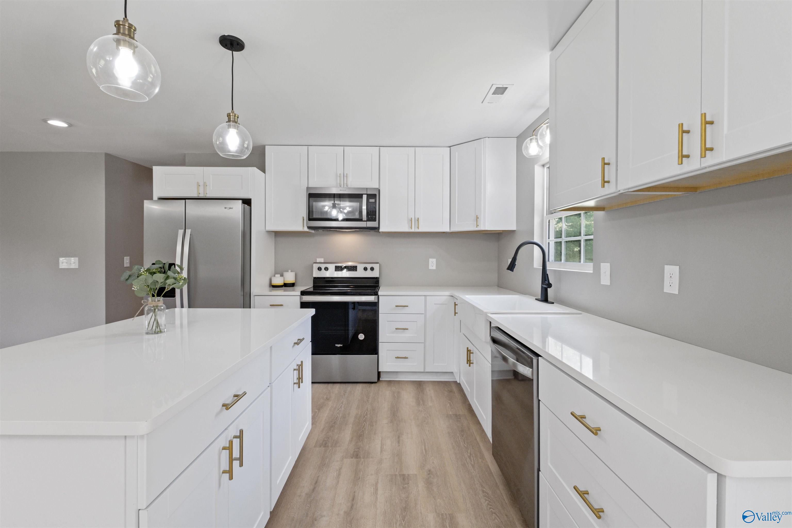 6025 NE County Road 77 # 1