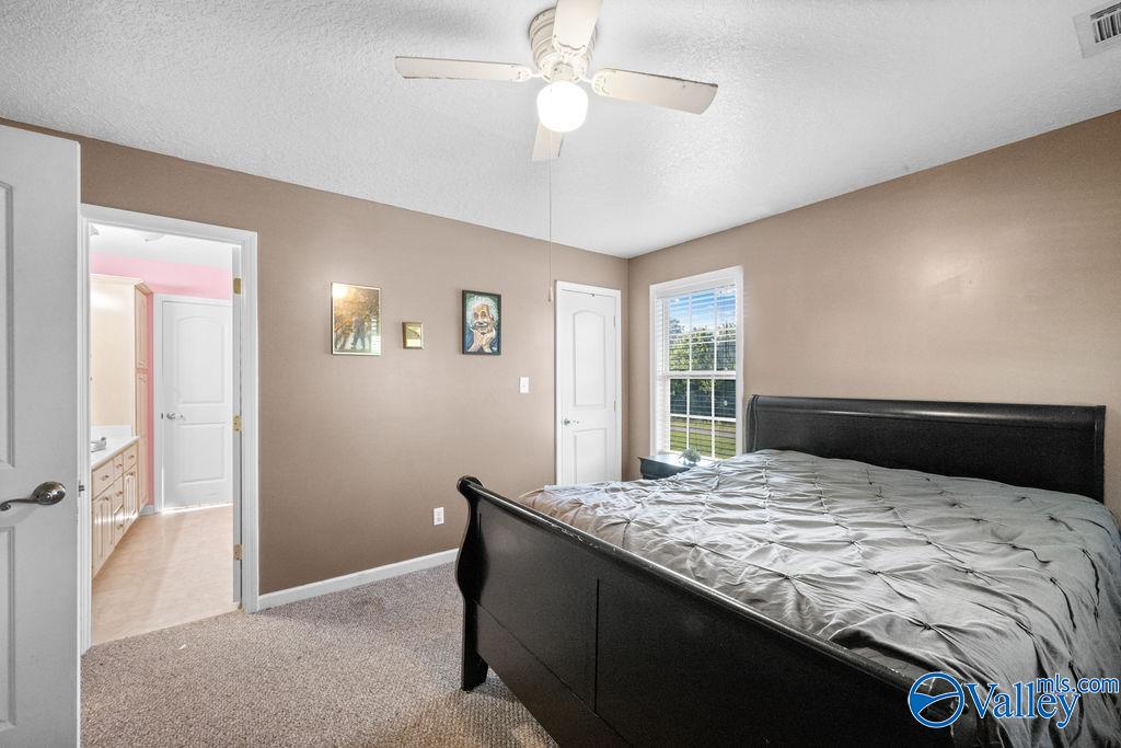 20 Village Way