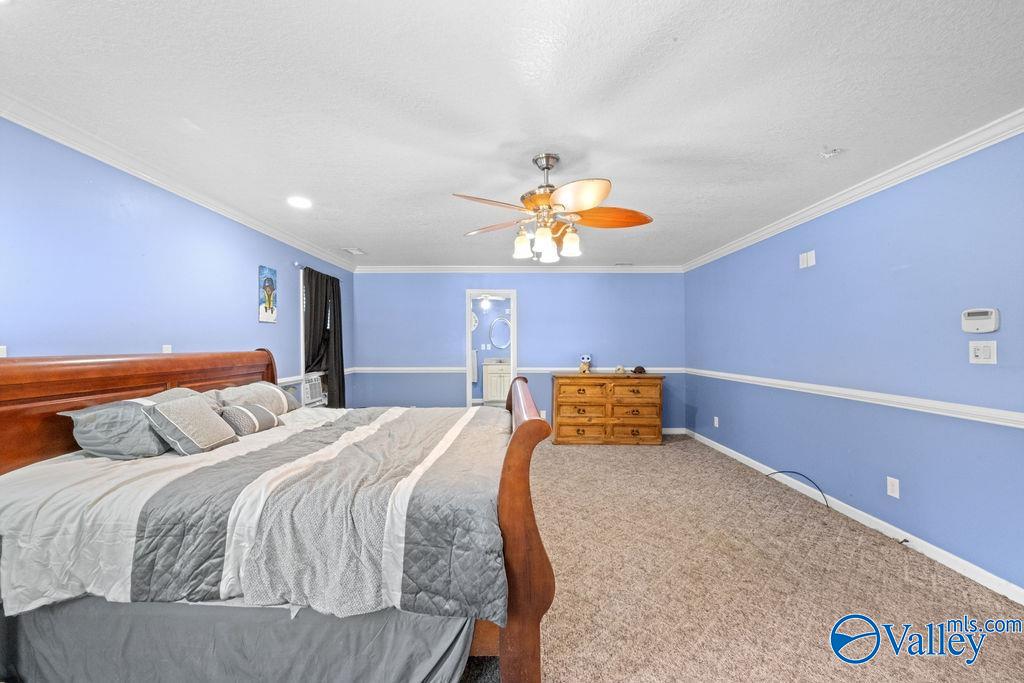 20 Village Way