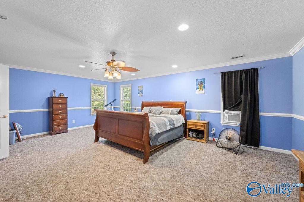 20 Village Way