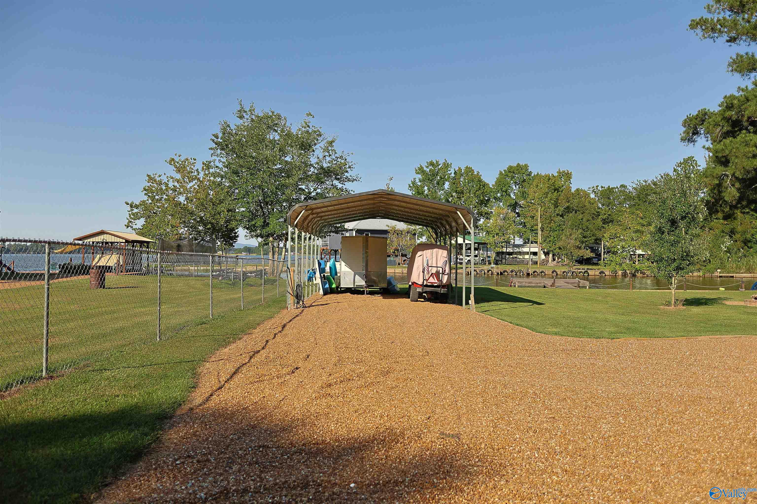 980 County Road 1011