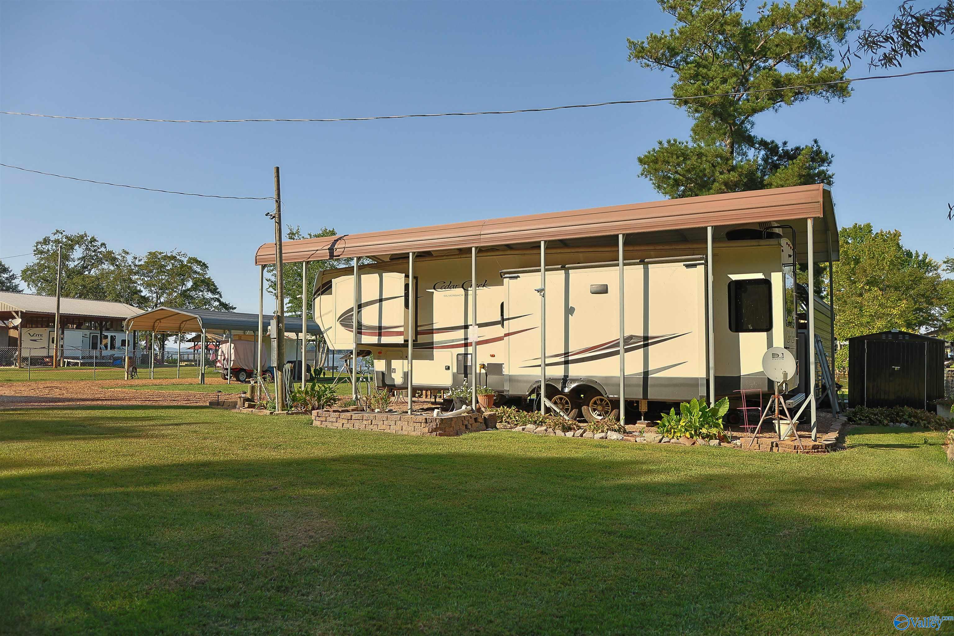 980 County Road 1011