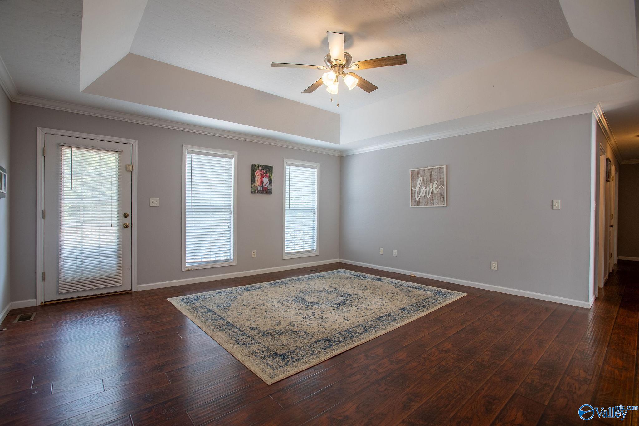 6193 Vista Trail