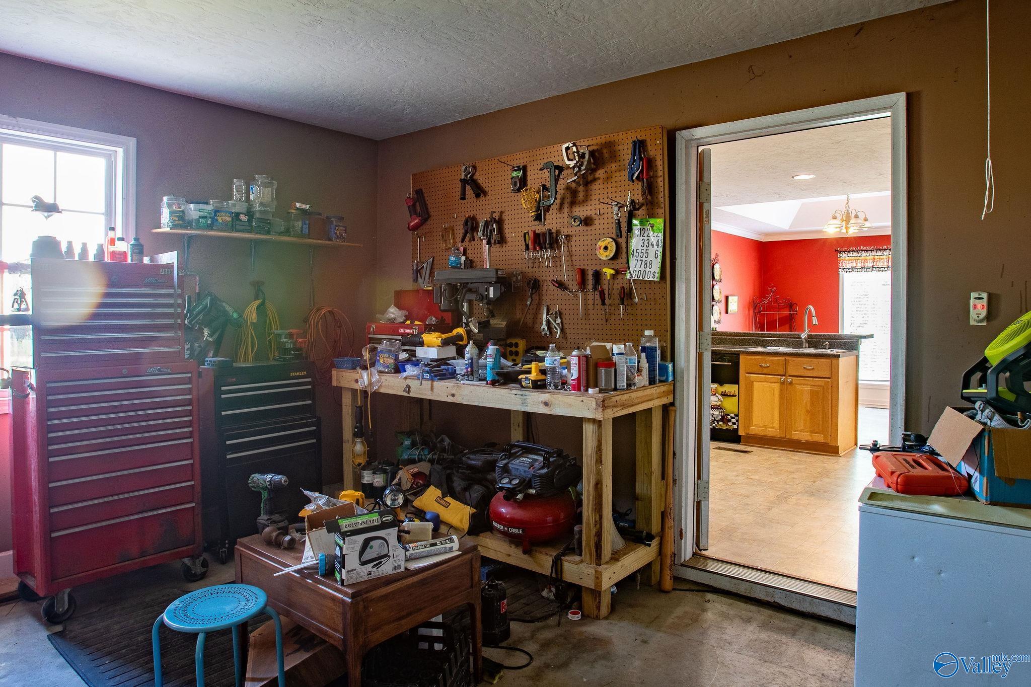 6193 Vista Trail