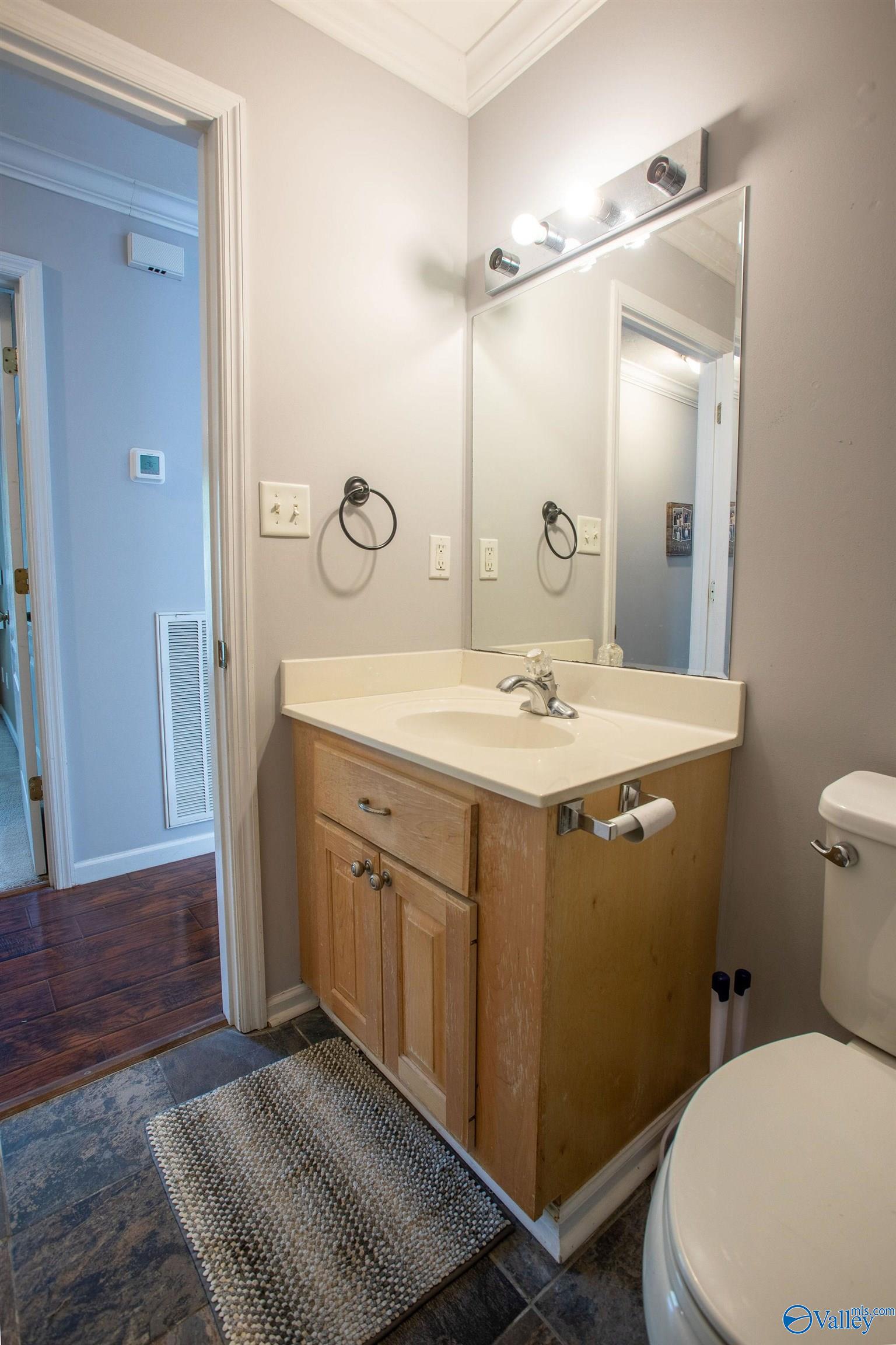 6193 Vista Trail