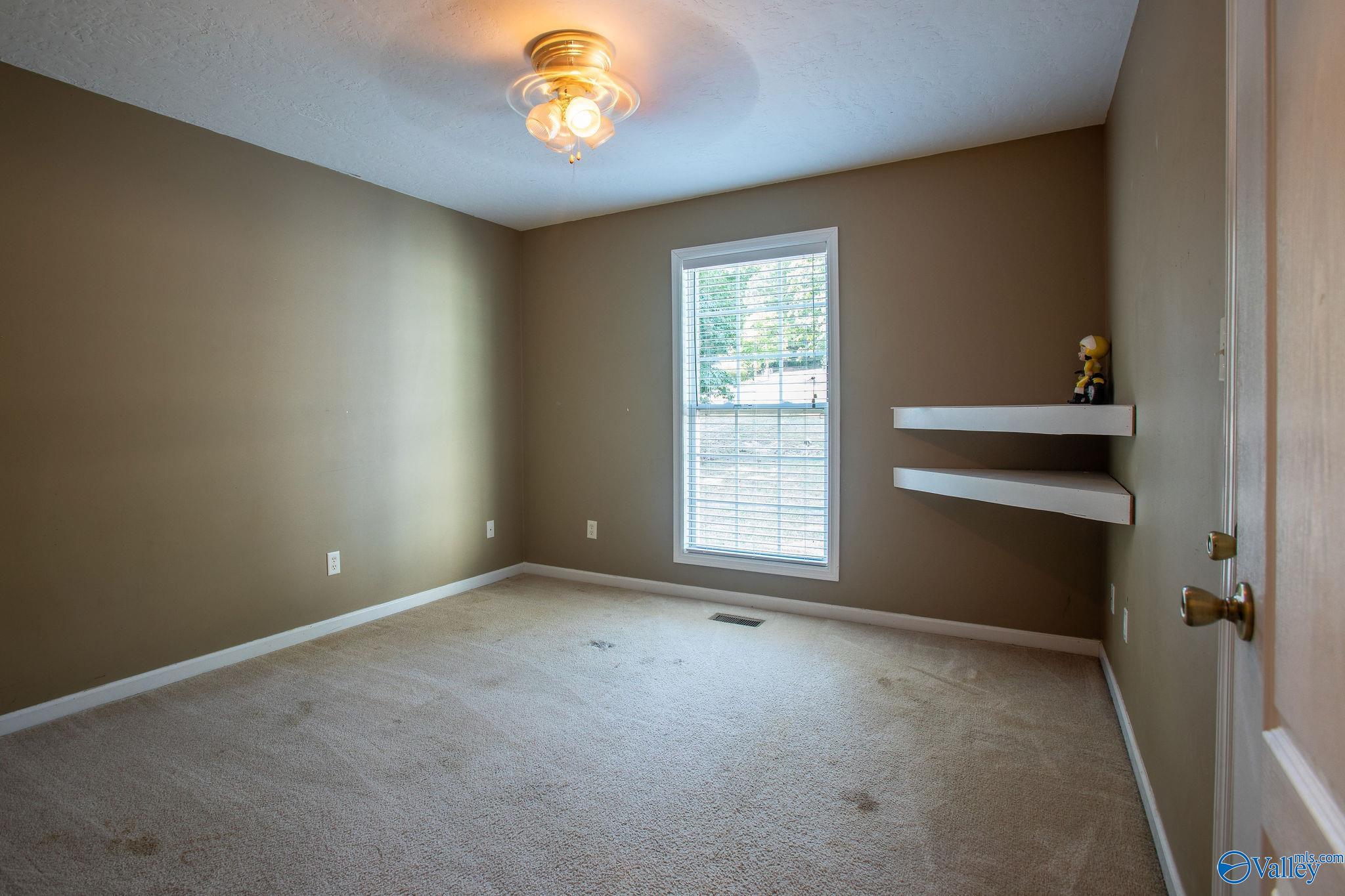 6193 Vista Trail