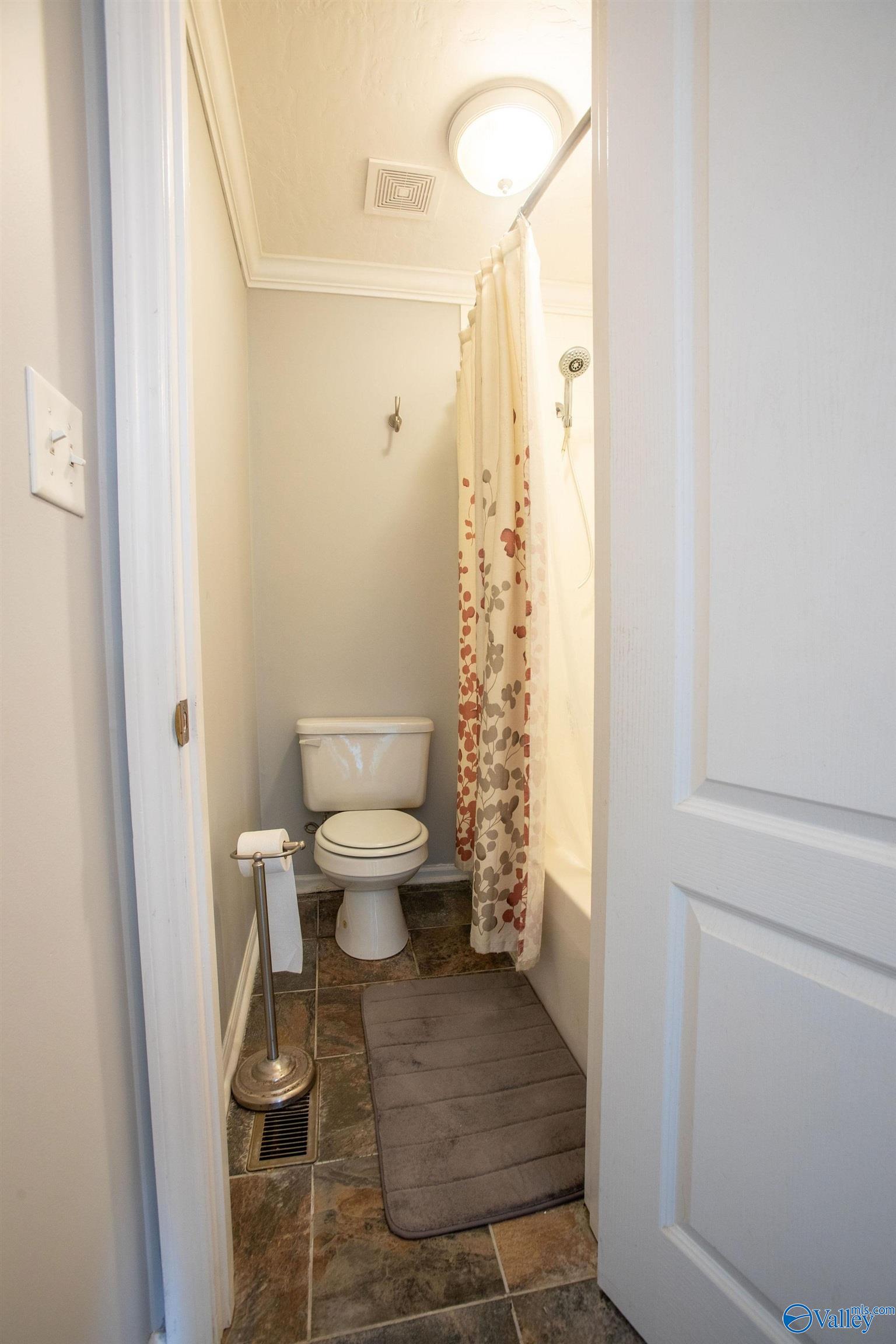 6193 Vista Trail