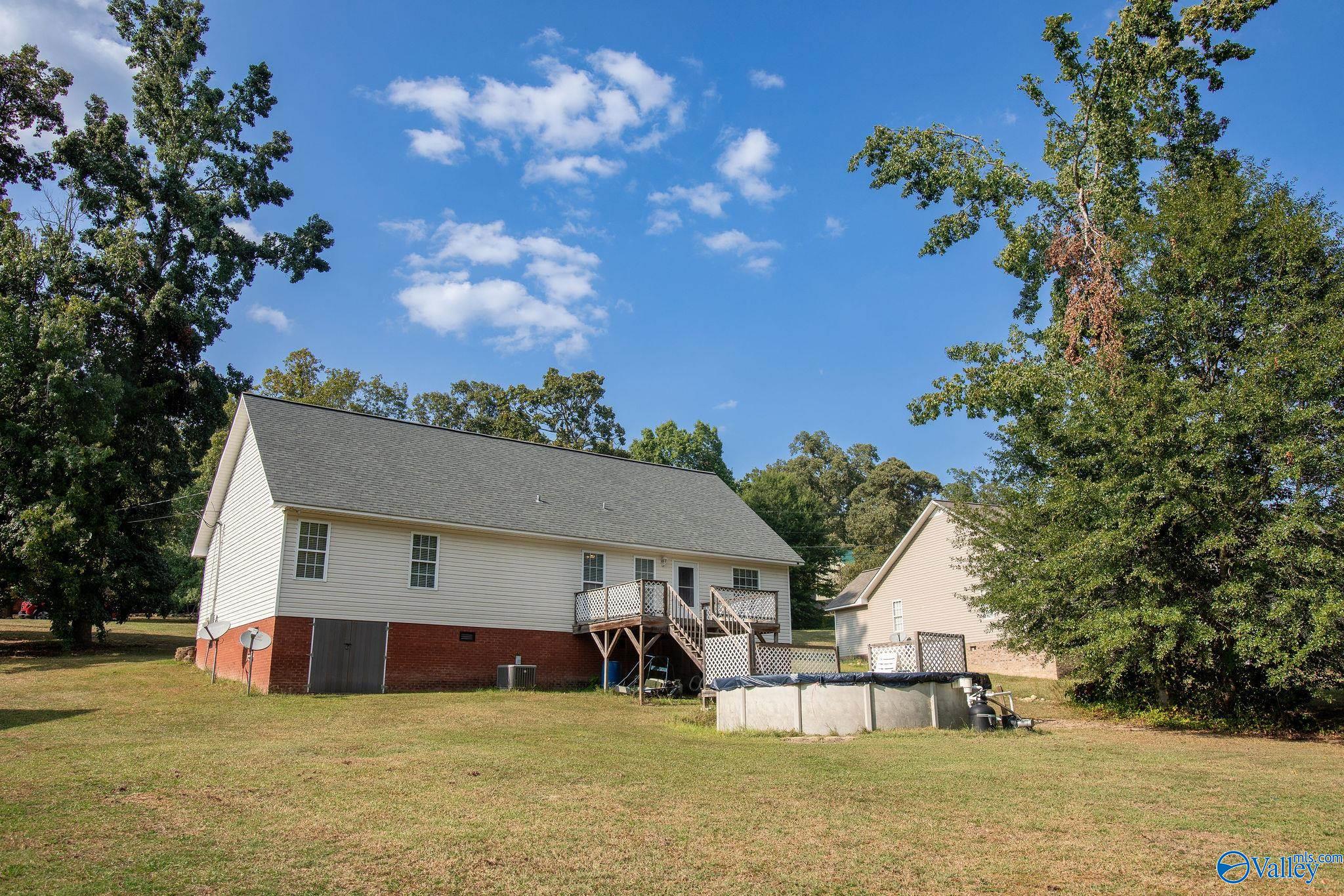 6193 Vista Trail