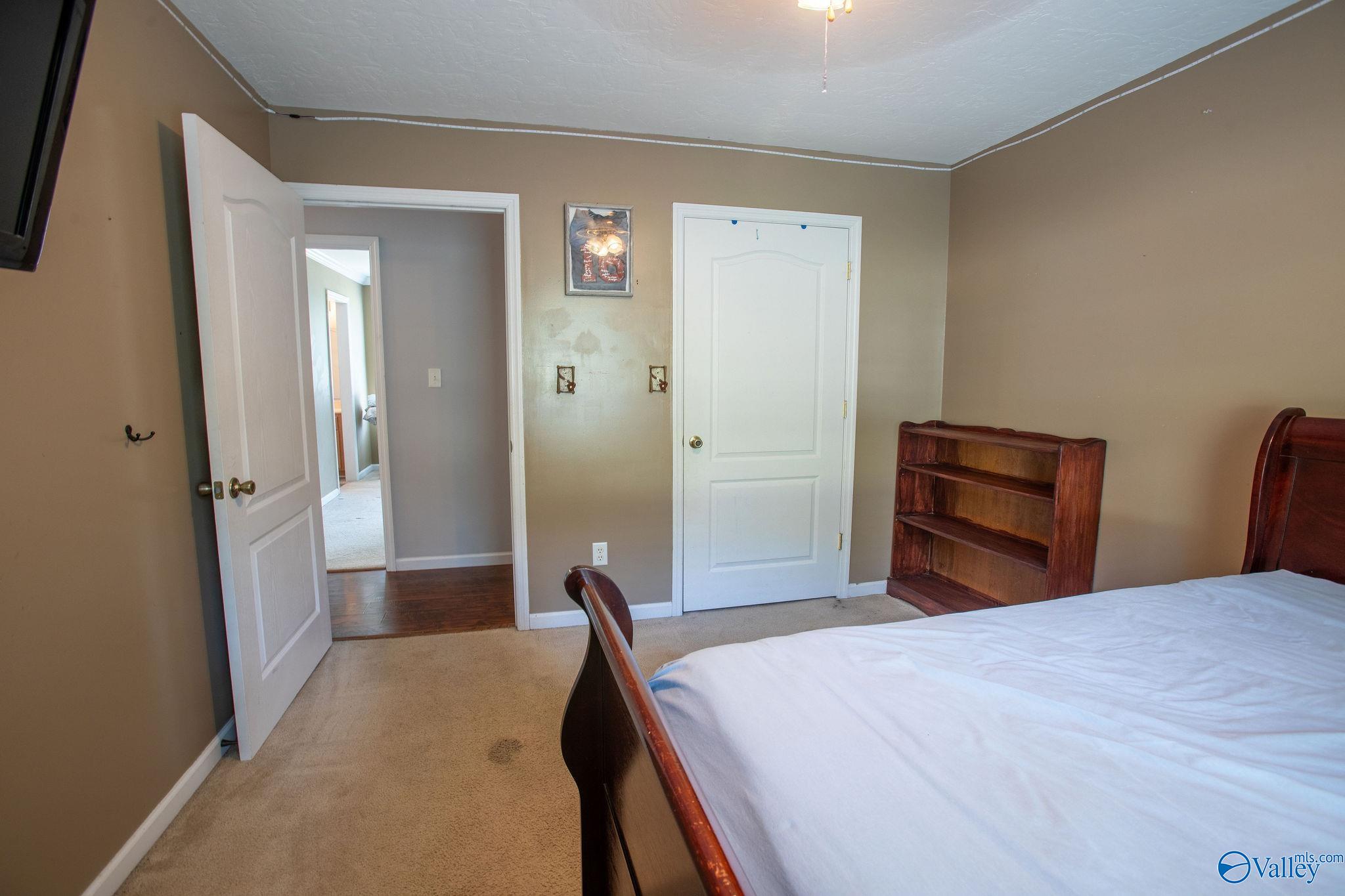 6193 Vista Trail