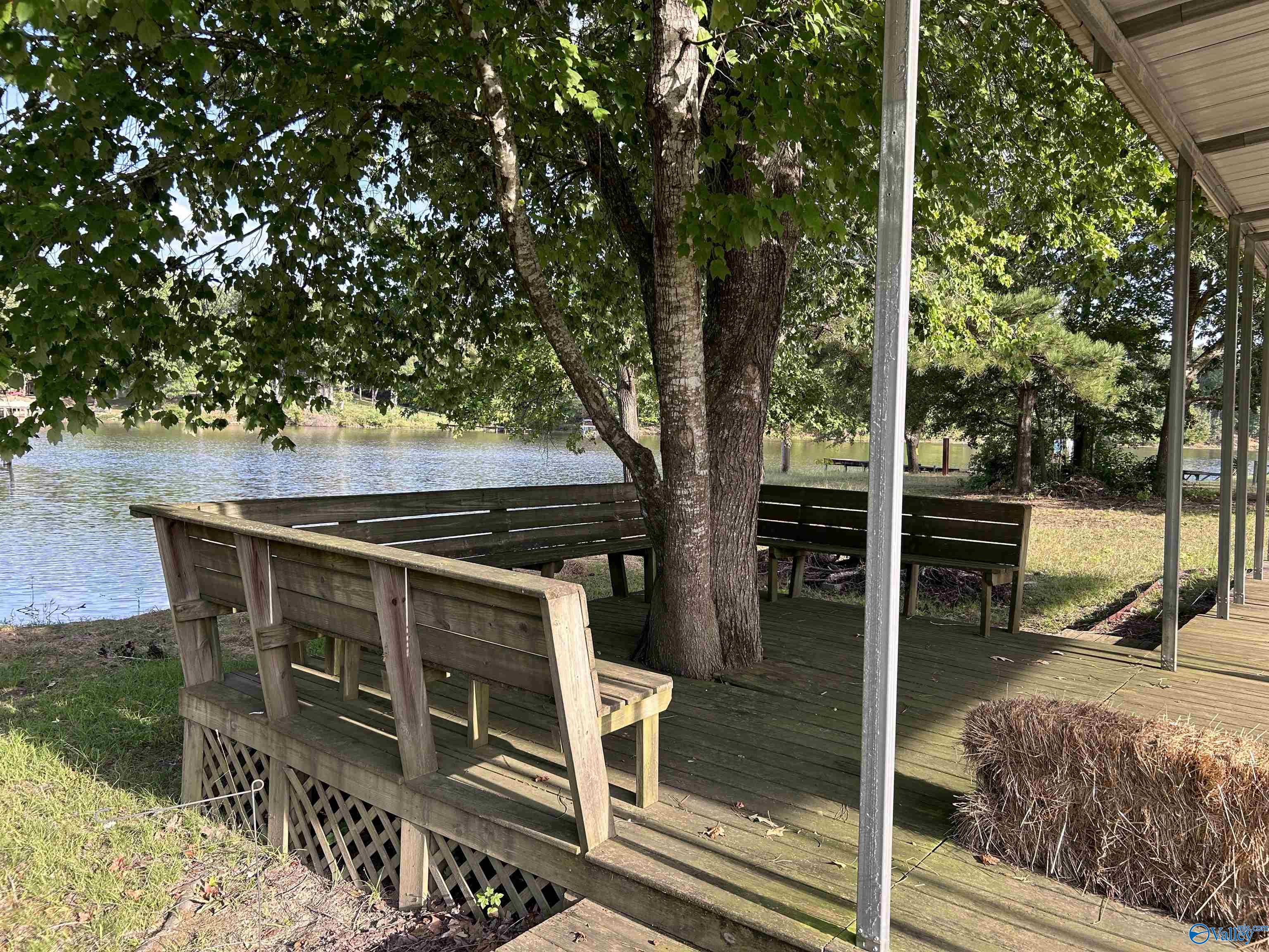 400 County Road 618