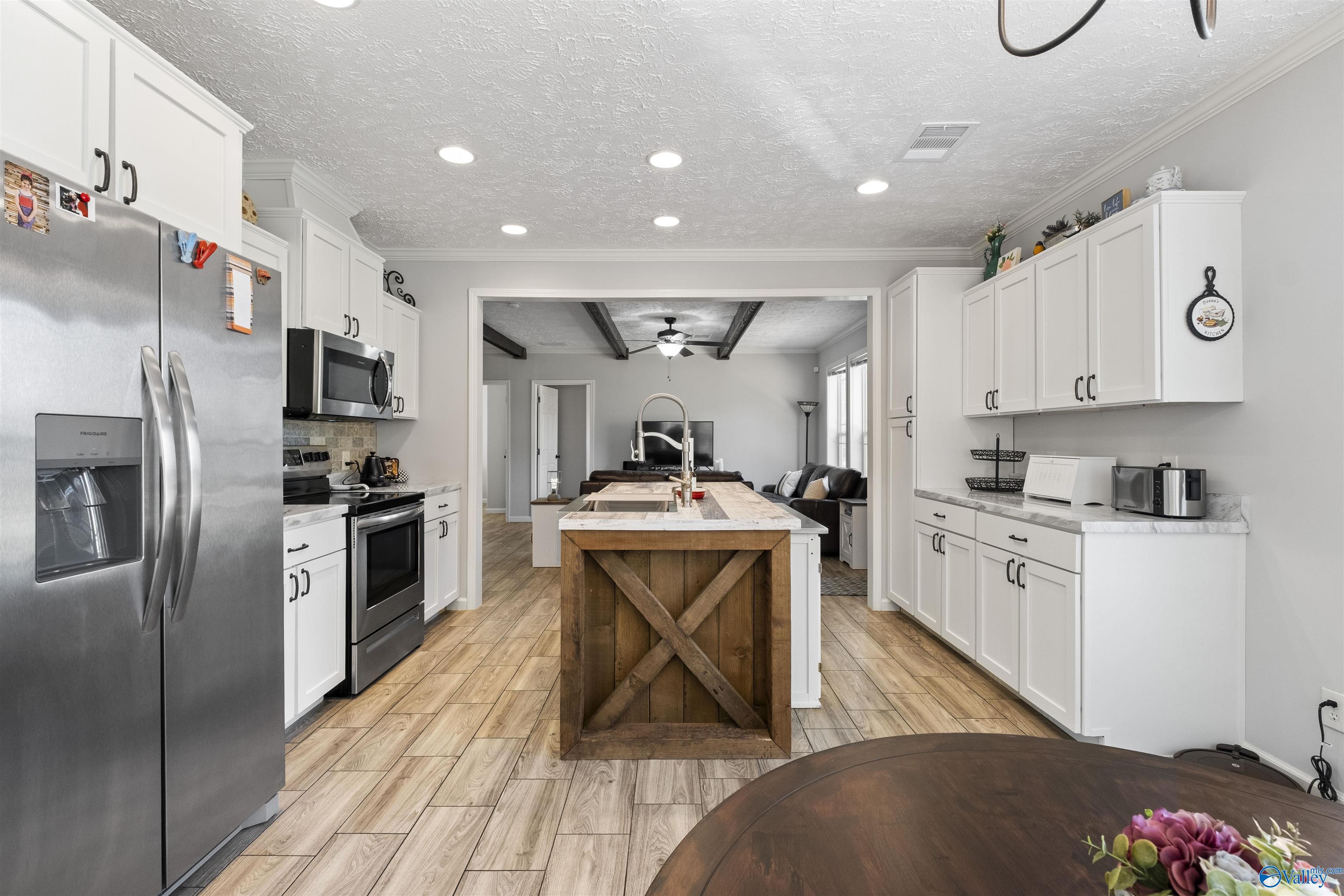 415 County Road 146