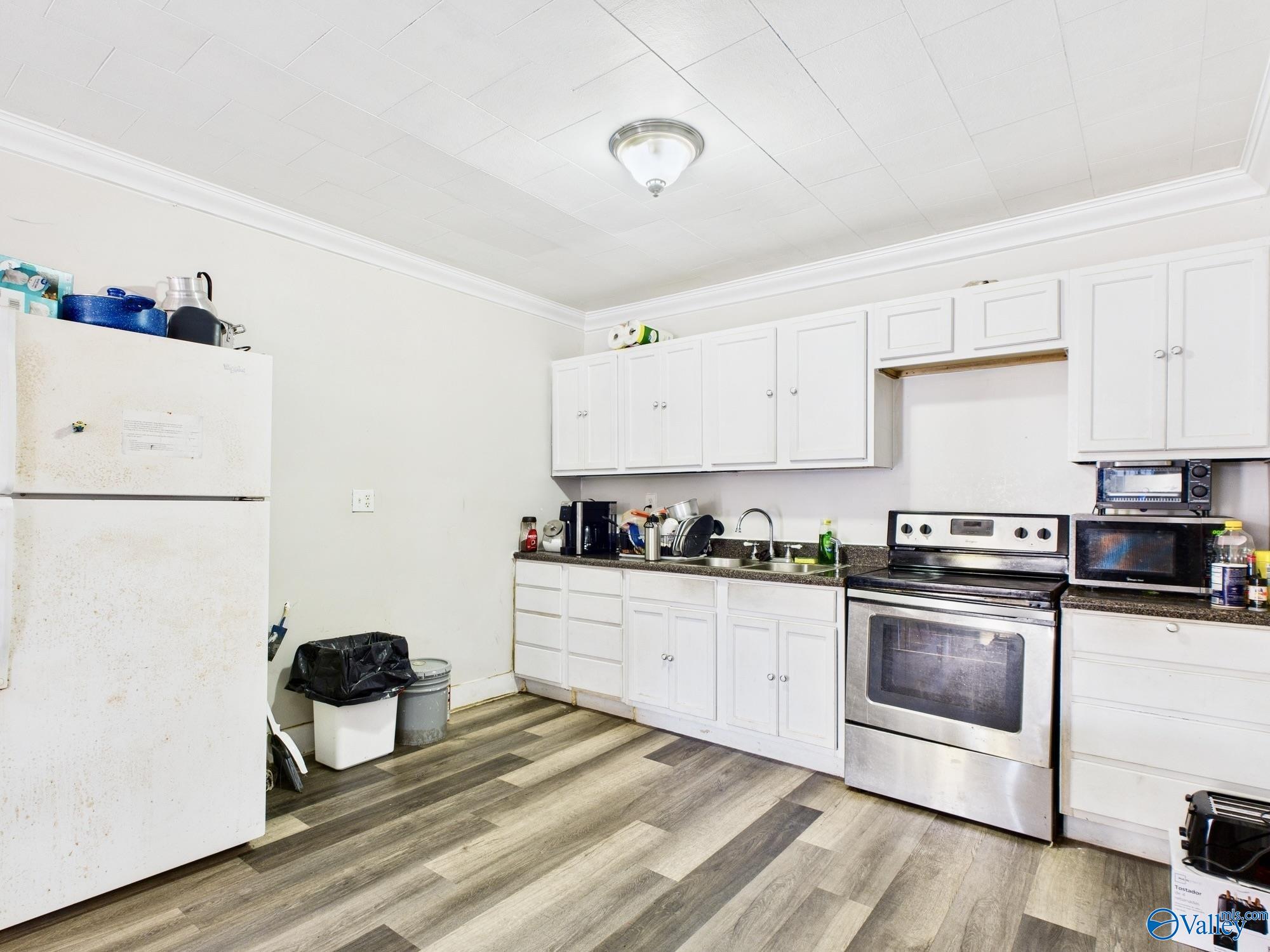 1201 Grand Avenue NW # 2