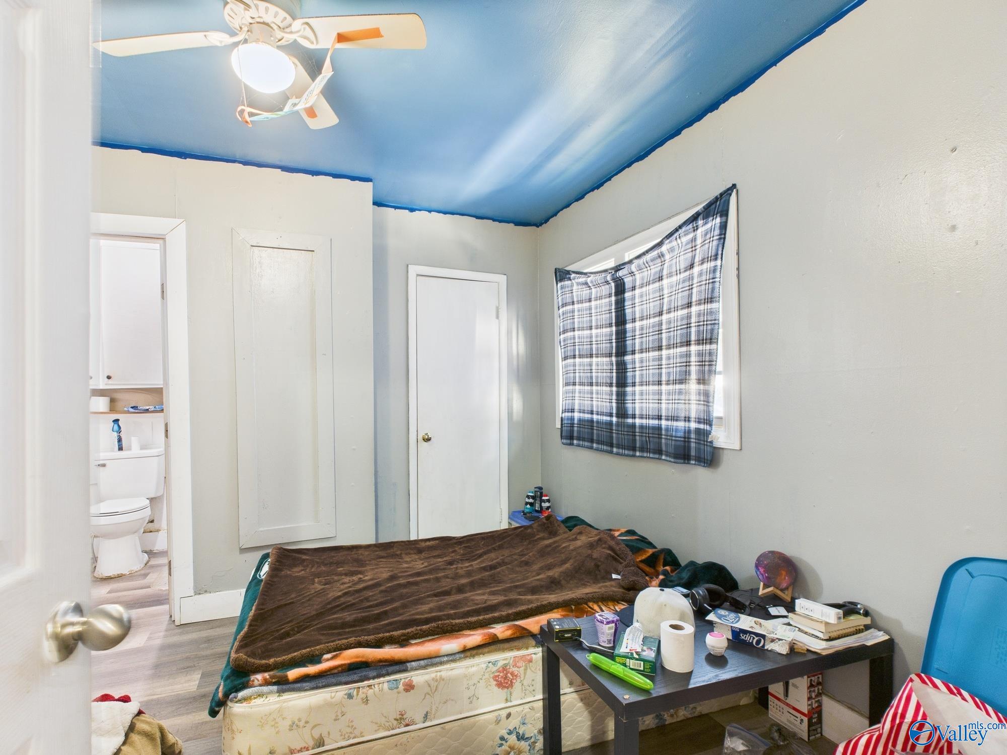 1201 Grand Avenue NW # 2