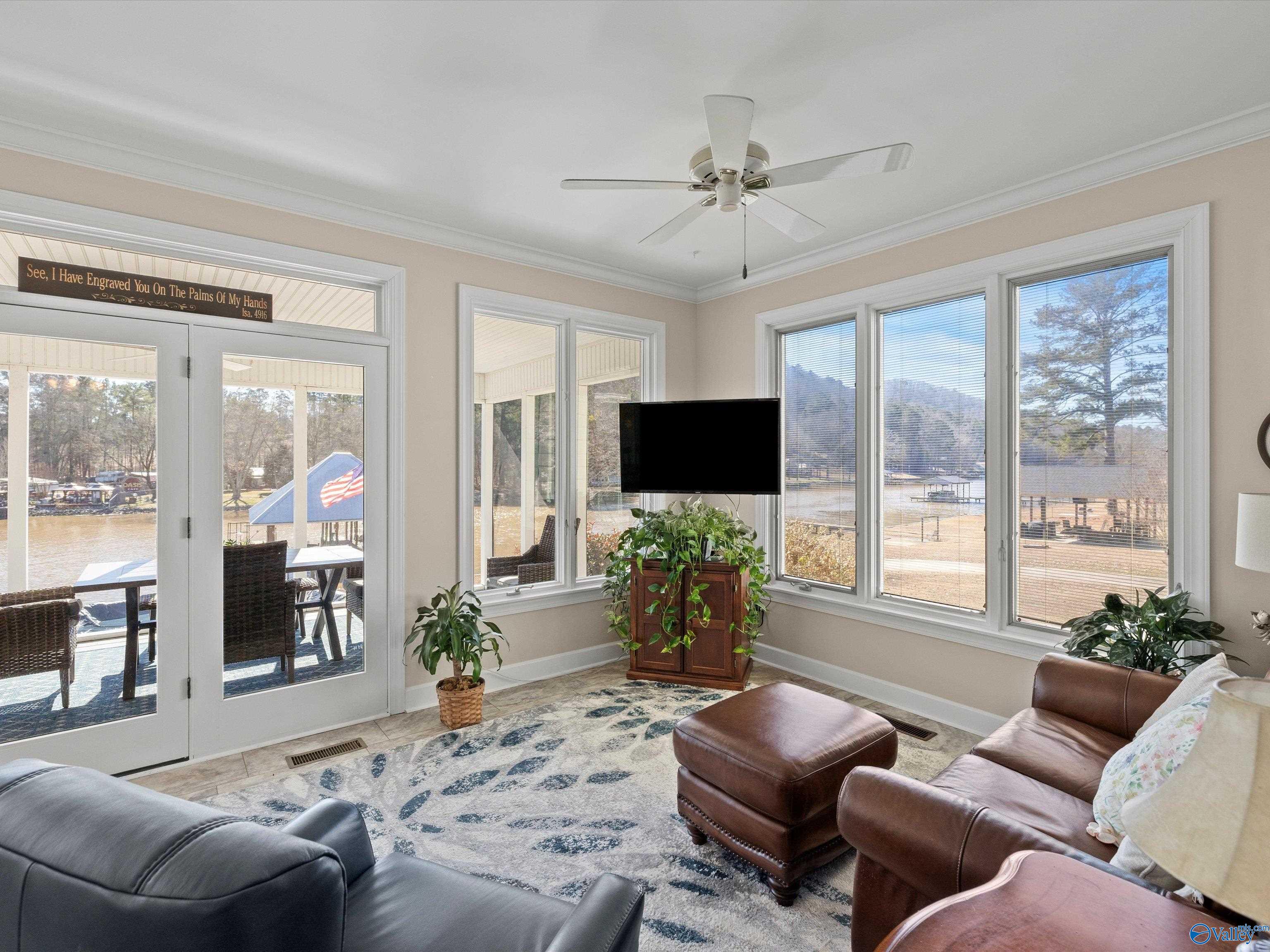 200 Canoe Creek Road
