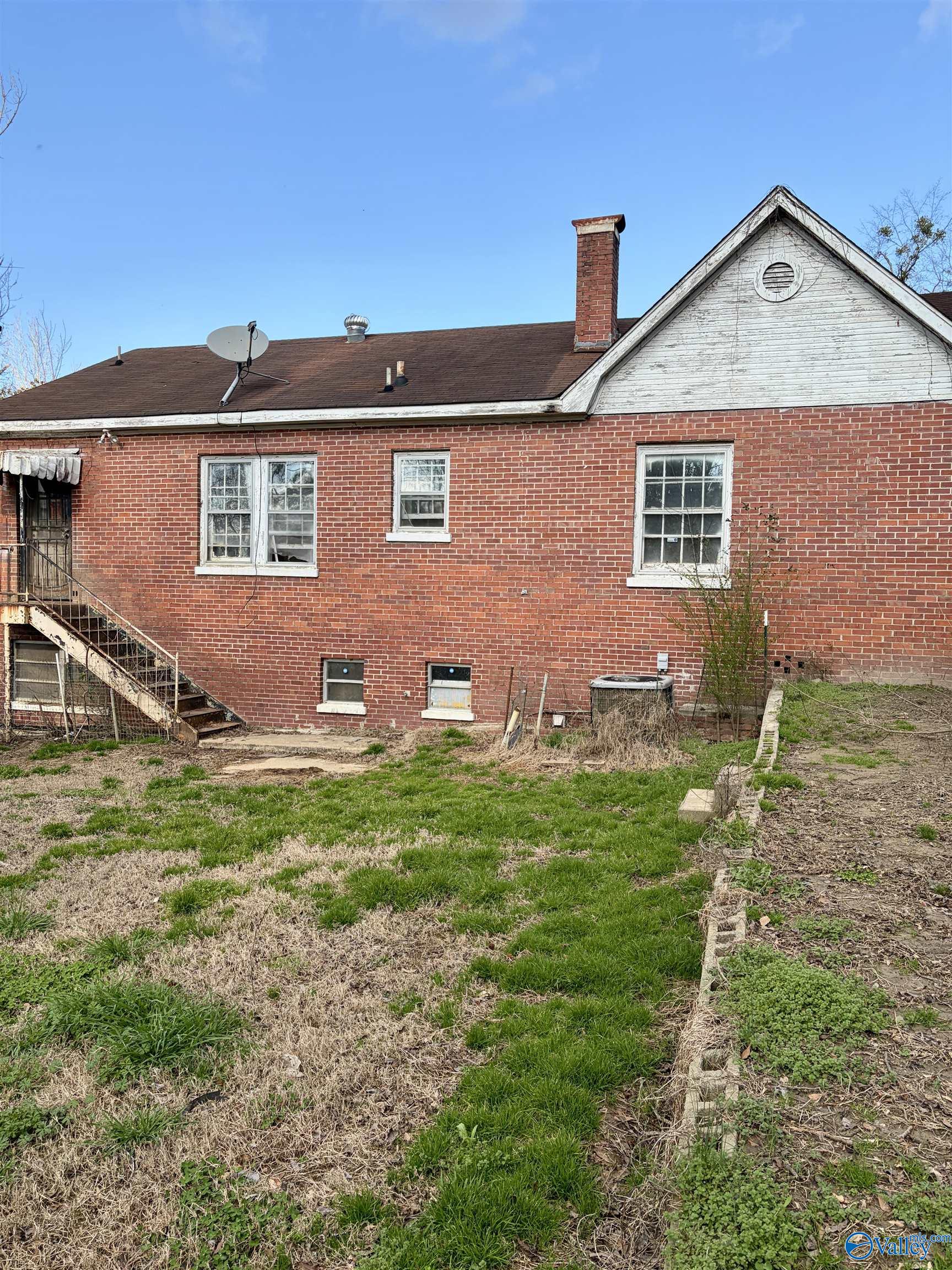 515 Elm Avenue