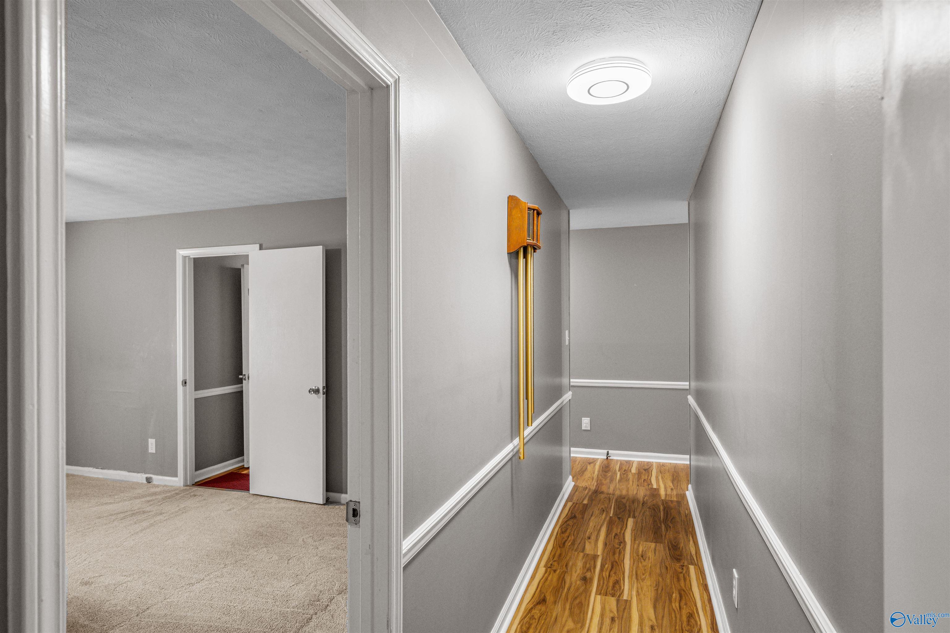 305 S 8th Street