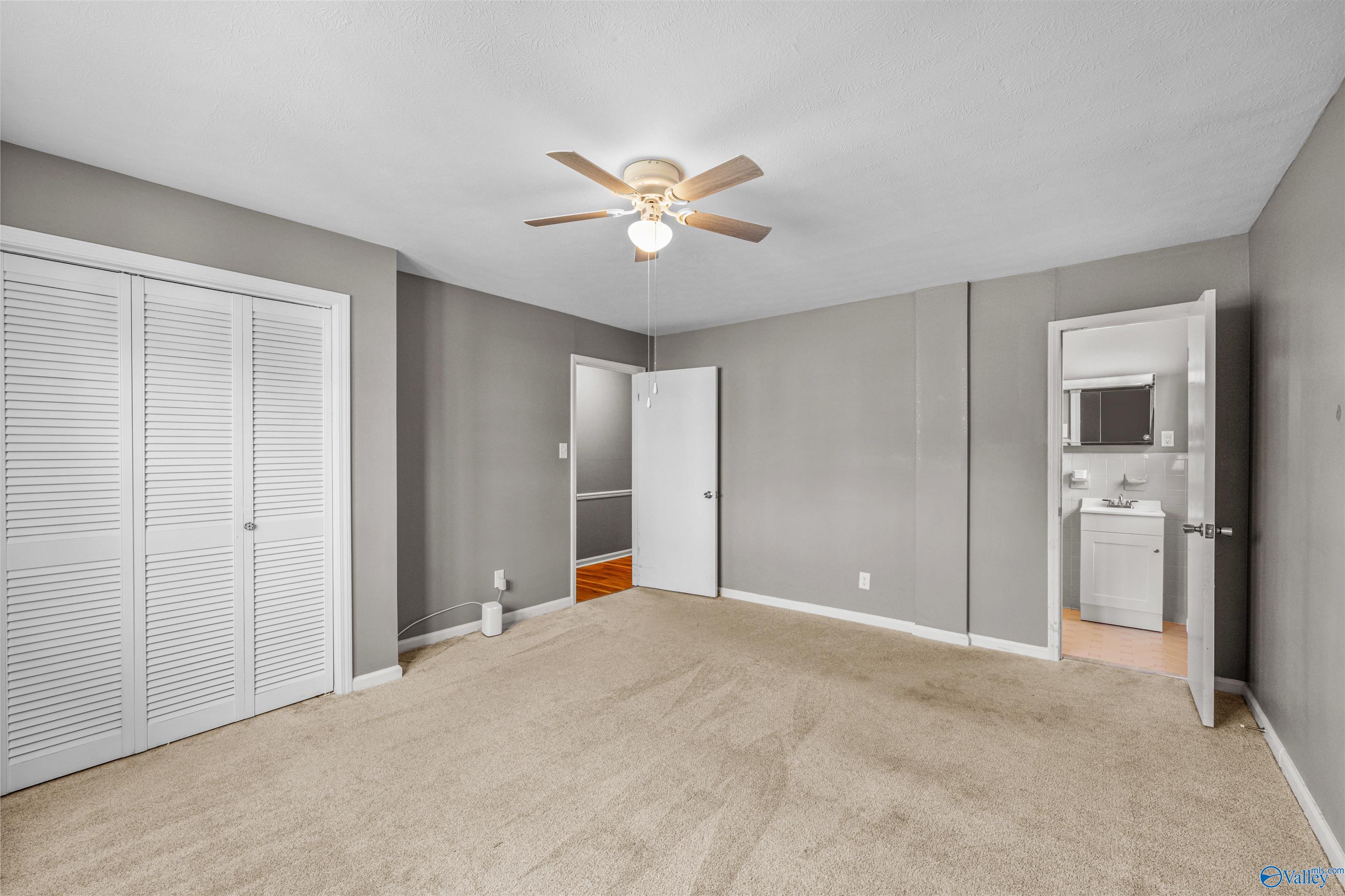 305 S 8th Street