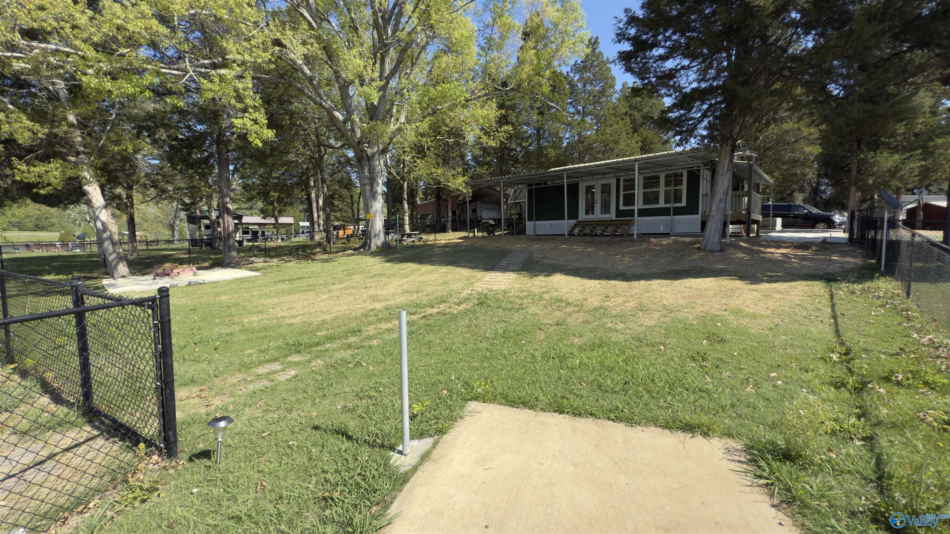 2516 US Highway 411 N # 16
