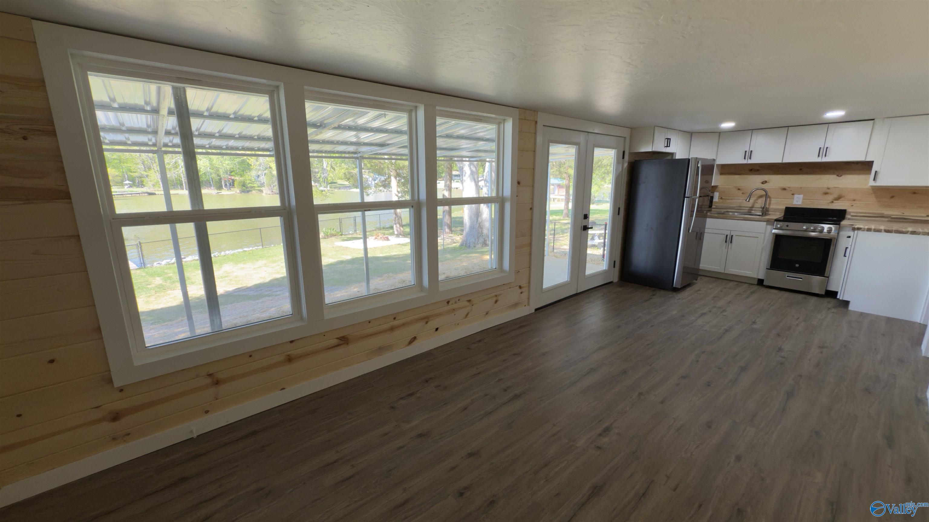 2516 US Highway 411 N # 16