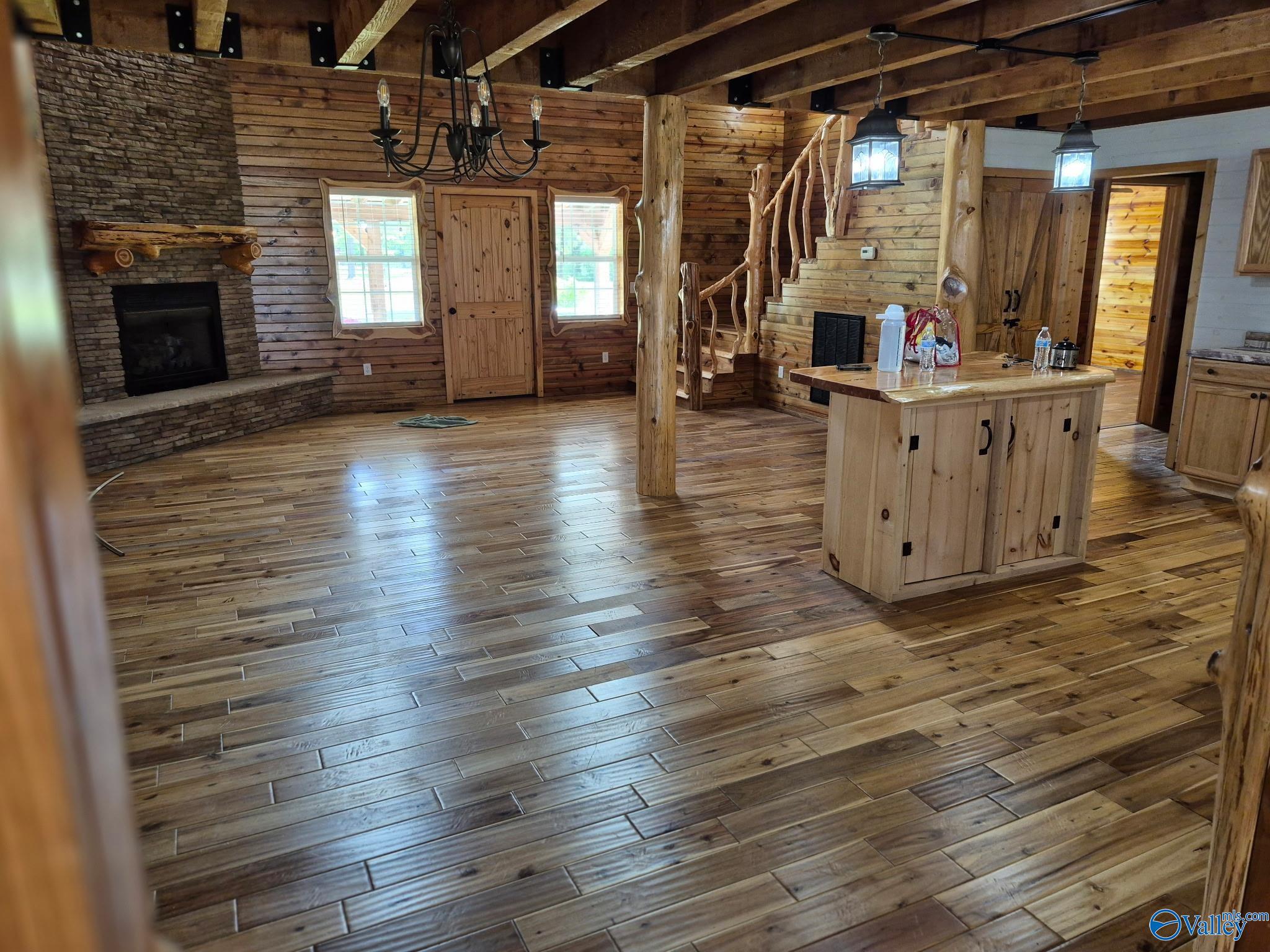 1505 Pleasant Valley Road