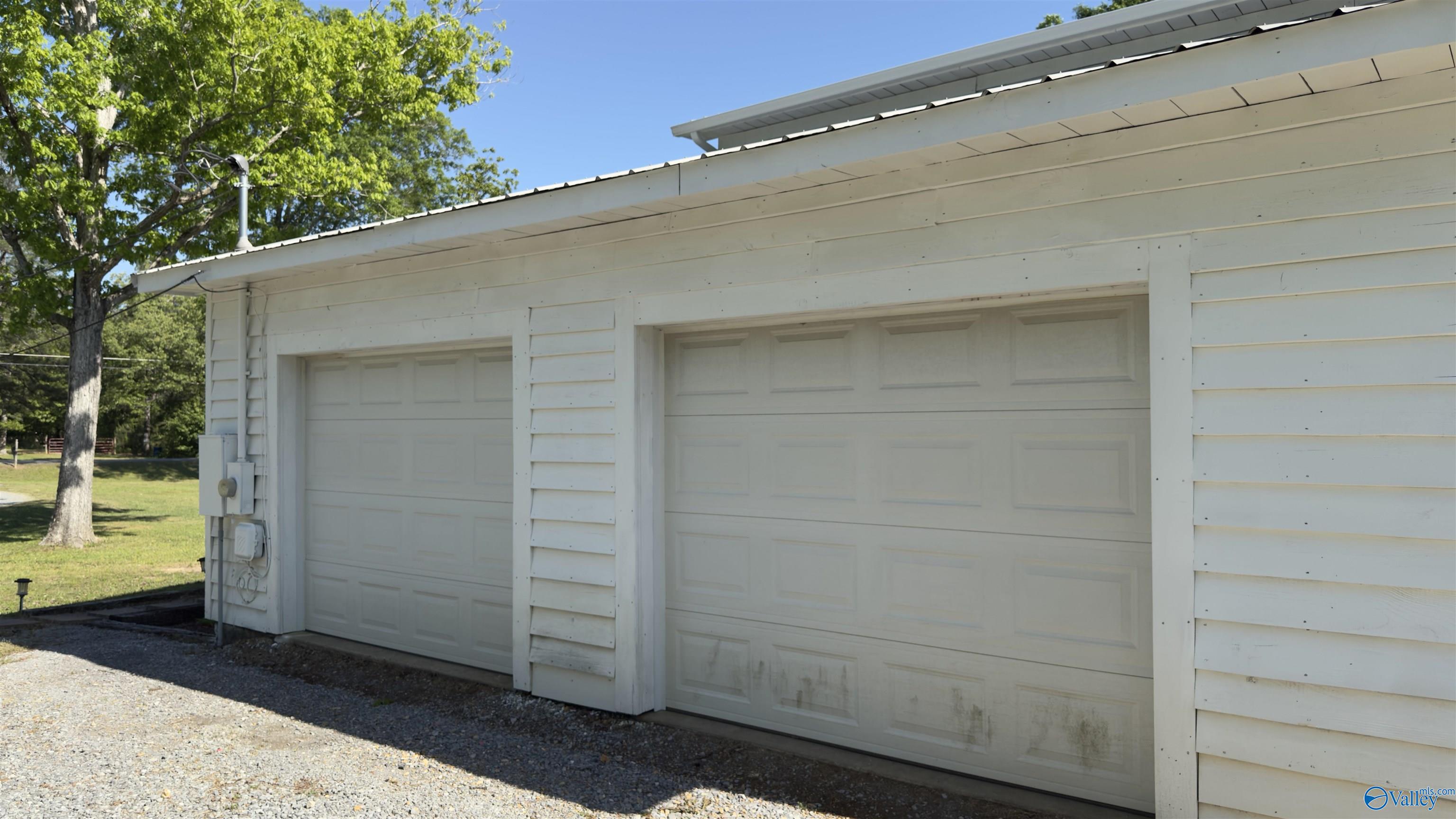 1505 Pleasant Valley Road