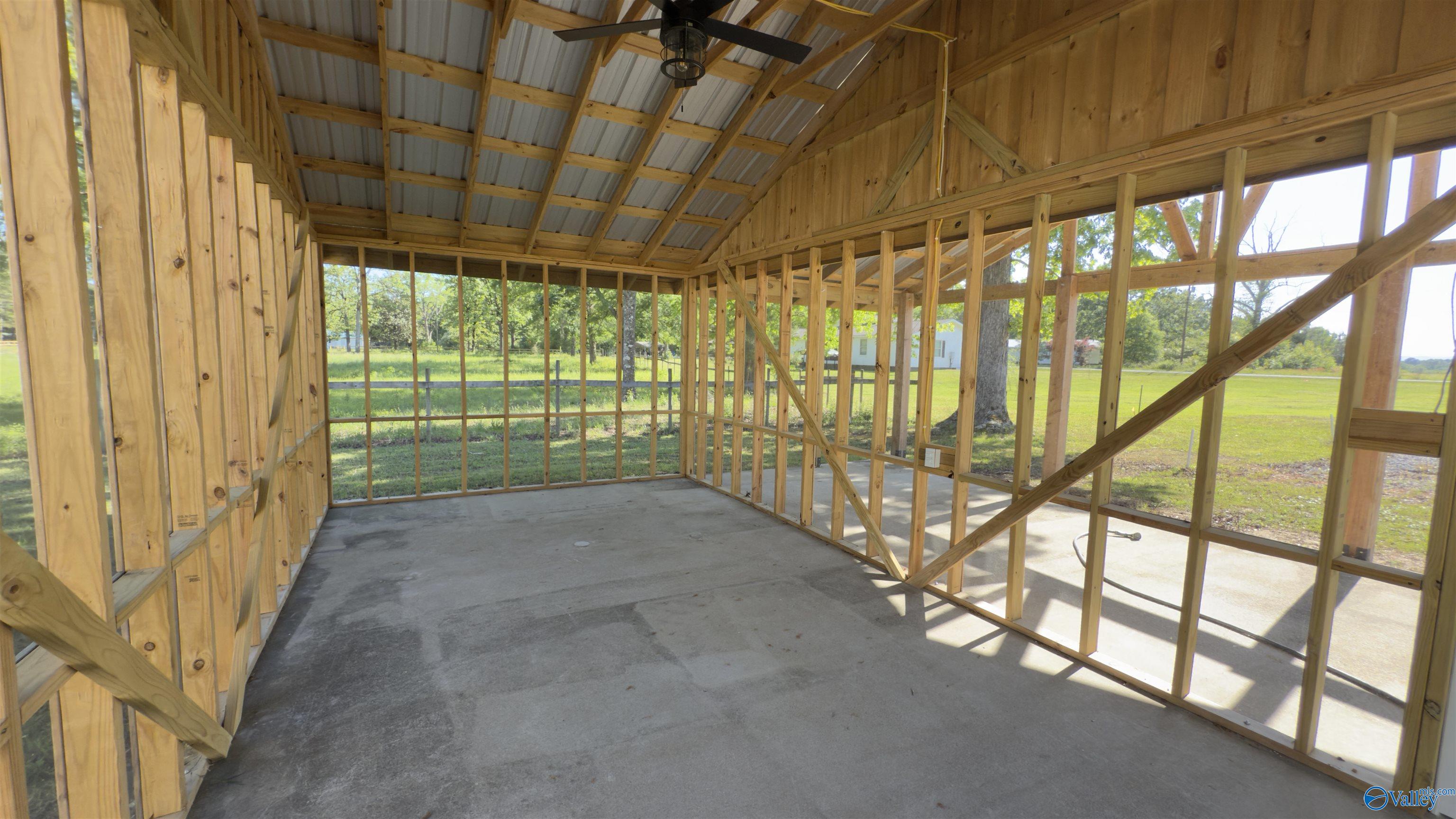 1505 Pleasant Valley Road