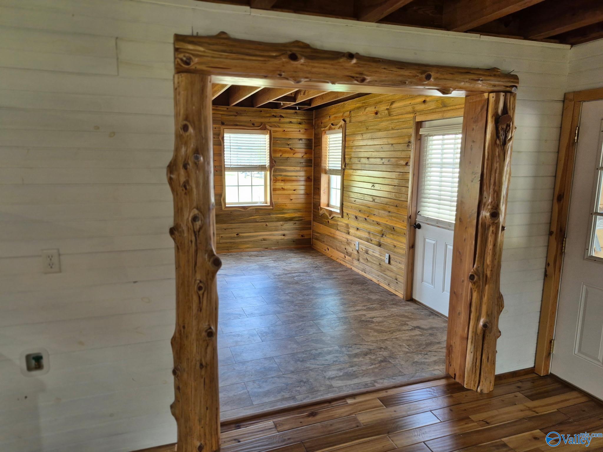 1505 Pleasant Valley Road