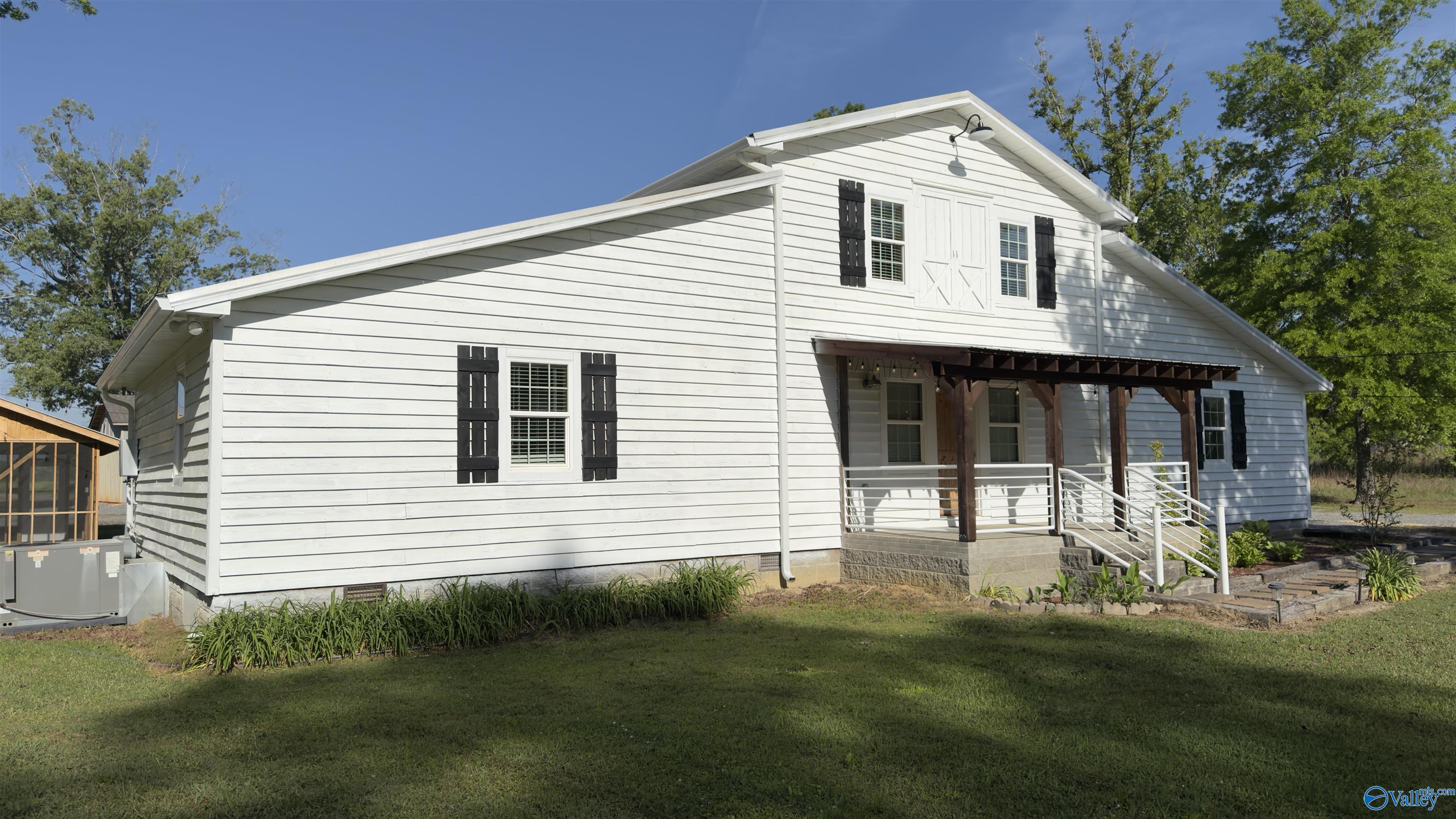 1505 Pleasant Valley Road