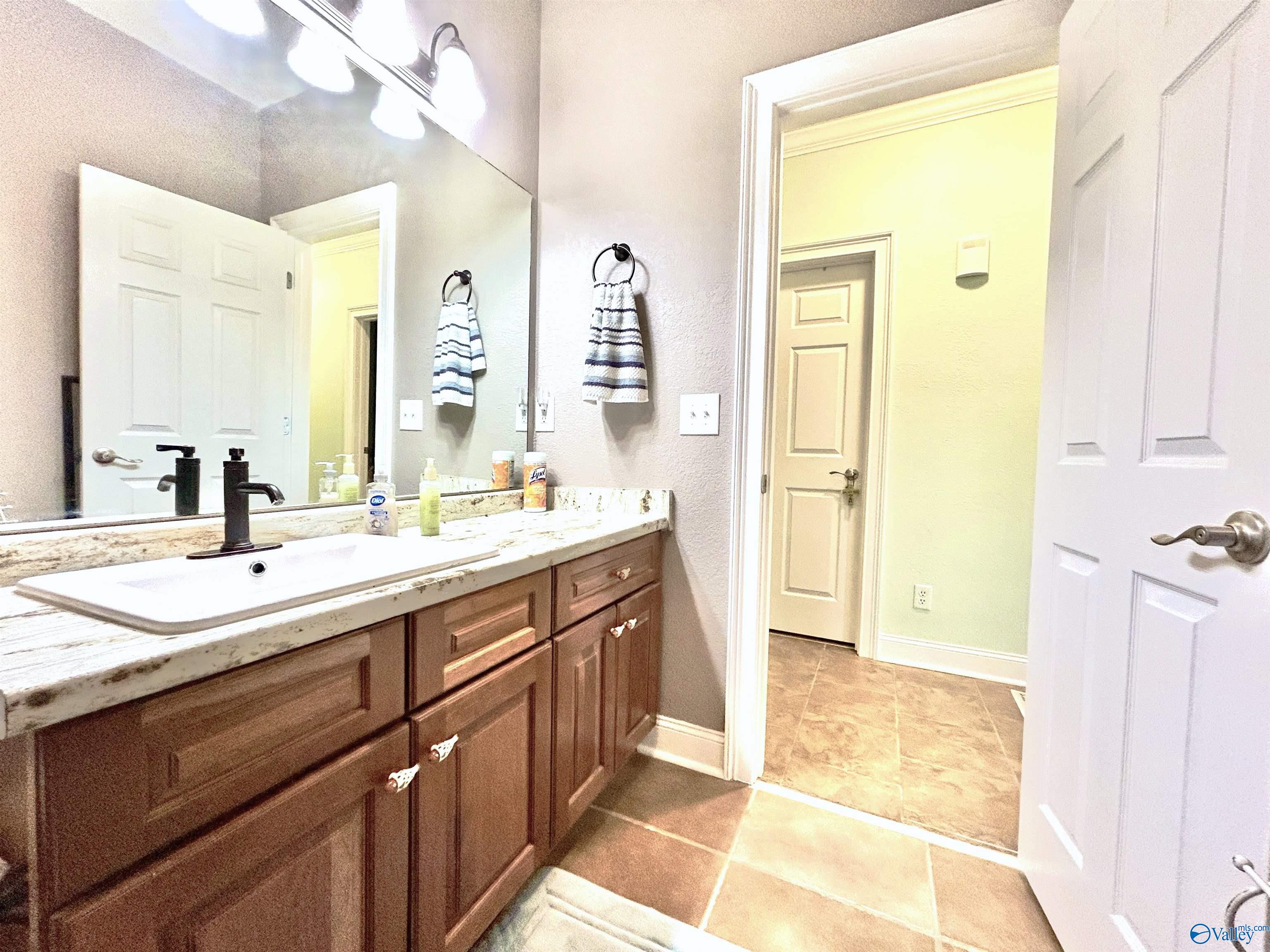 3152 Dykes Bridge Road # 101