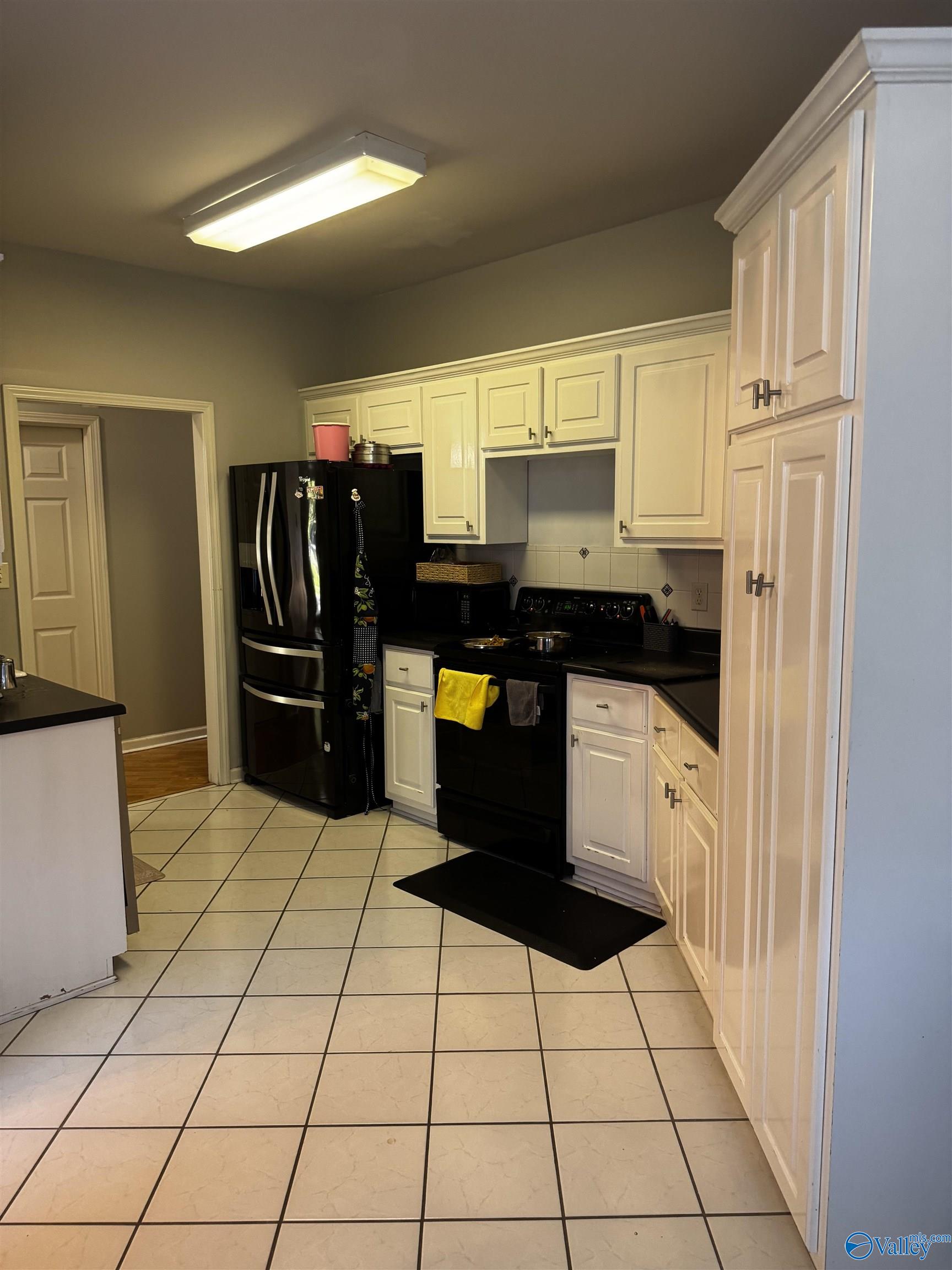 1161 Windsor Parkway
