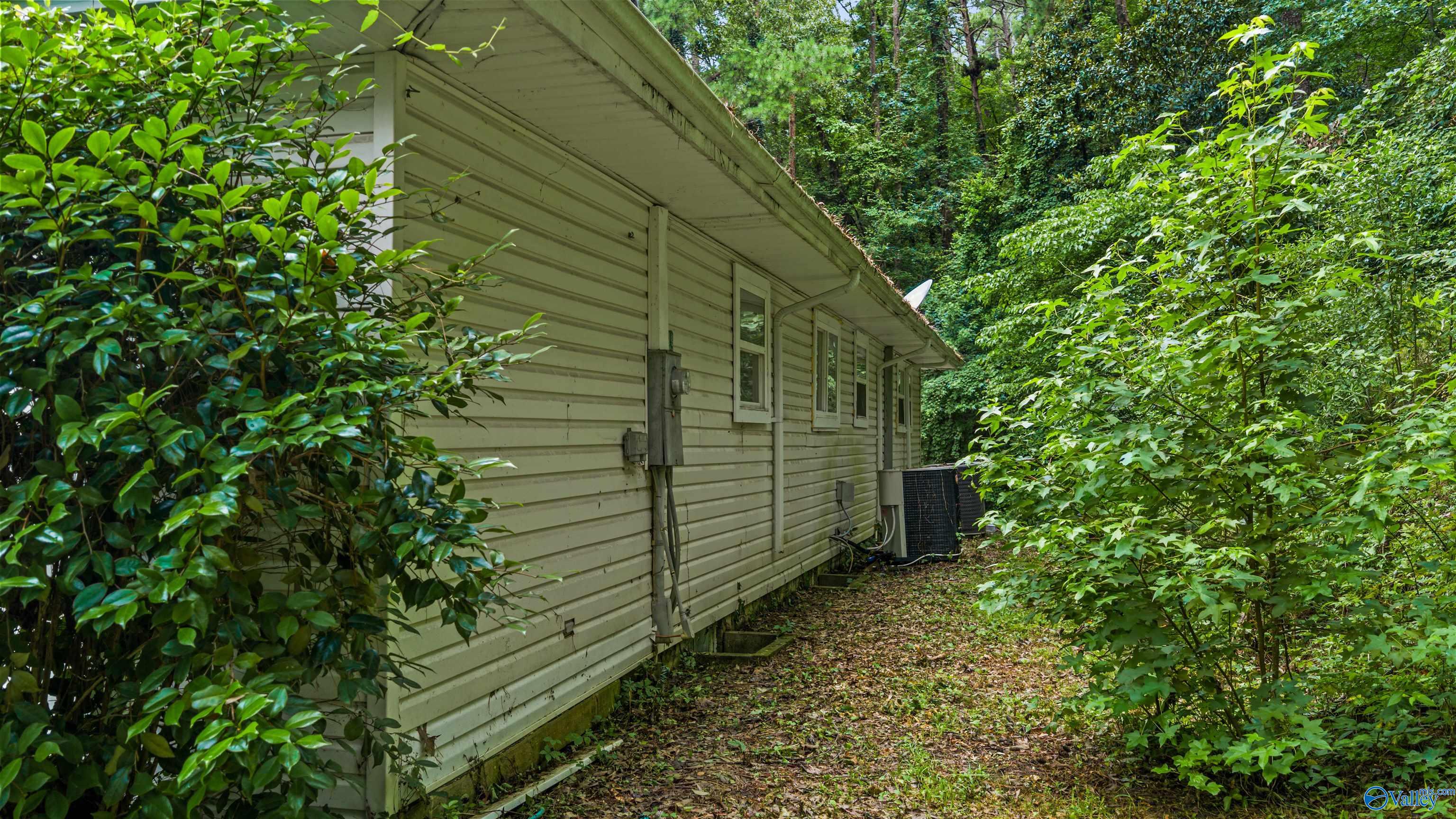 617 Noccalula Road
