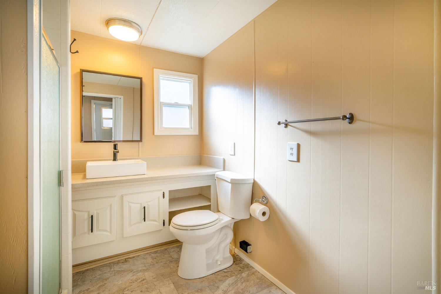 2412 Foothill Blvd #84