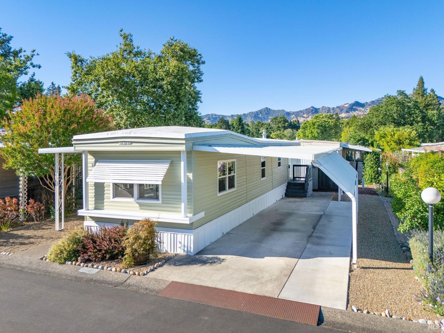 2412 Foothill Blvd #84