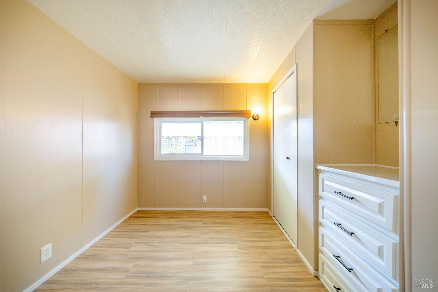 2412 Foothill Blvd #84