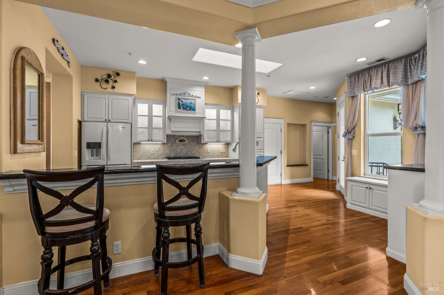 382 Lakeview Drive