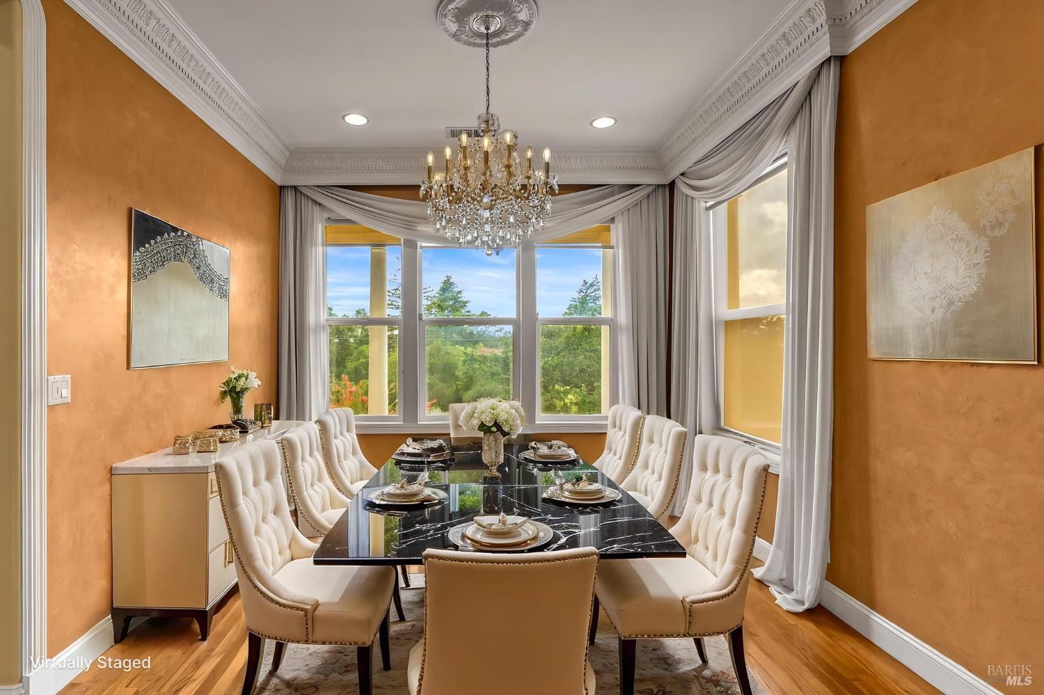 382 Lakeview Drive