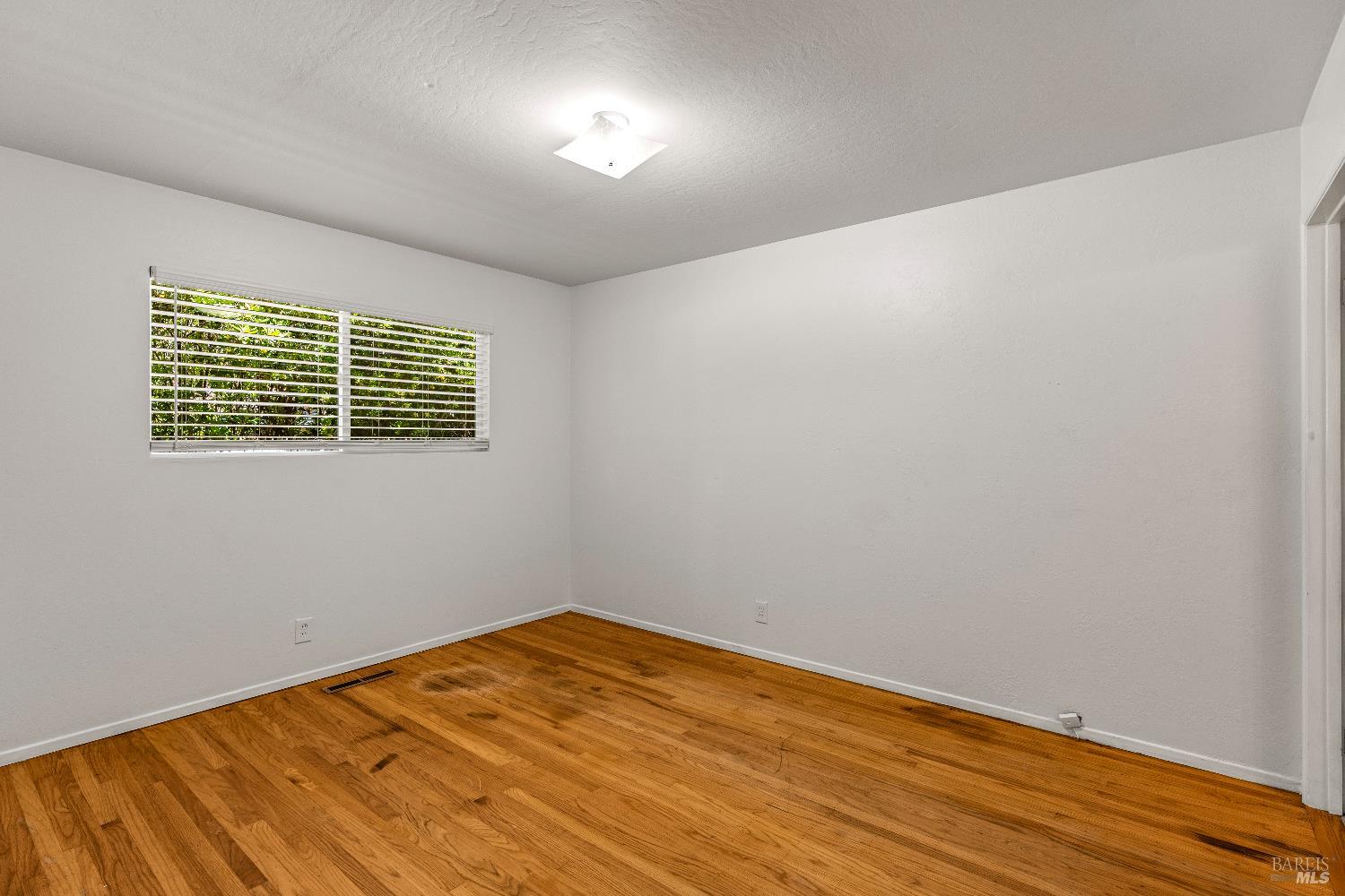 2608 W Pueblo Avenue