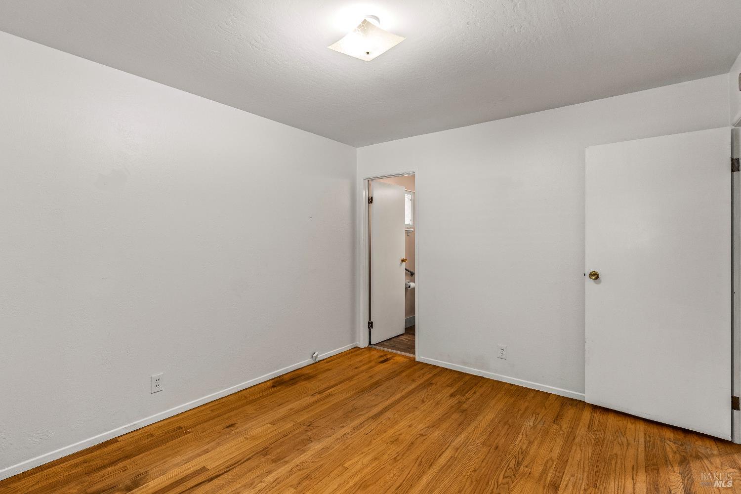 2608 W Pueblo Avenue