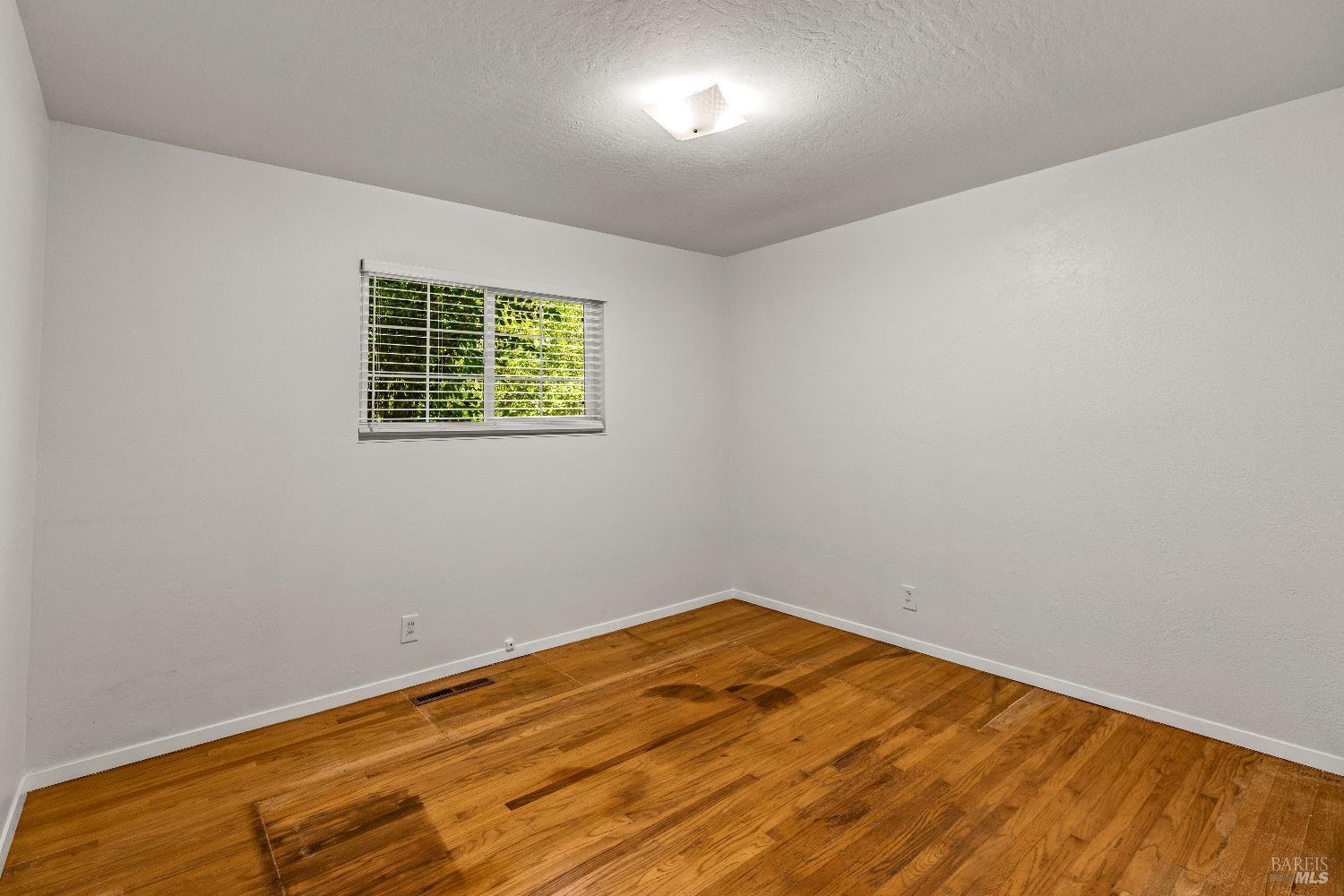 2608 W Pueblo Avenue