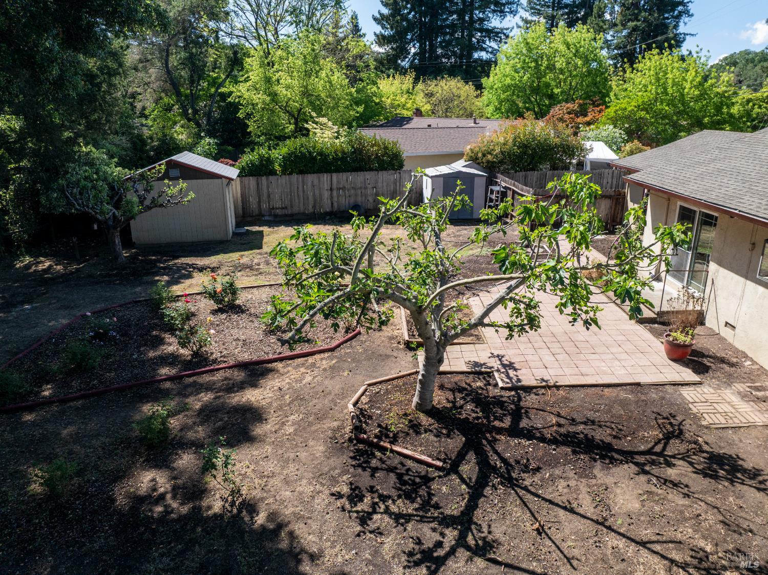 2608 W Pueblo Avenue