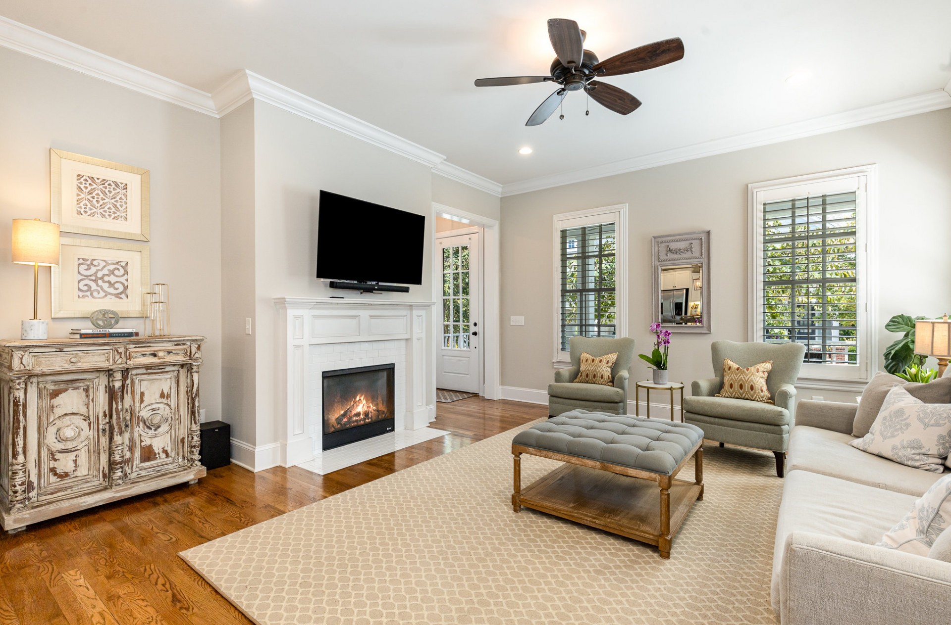 714 Shelley Ln