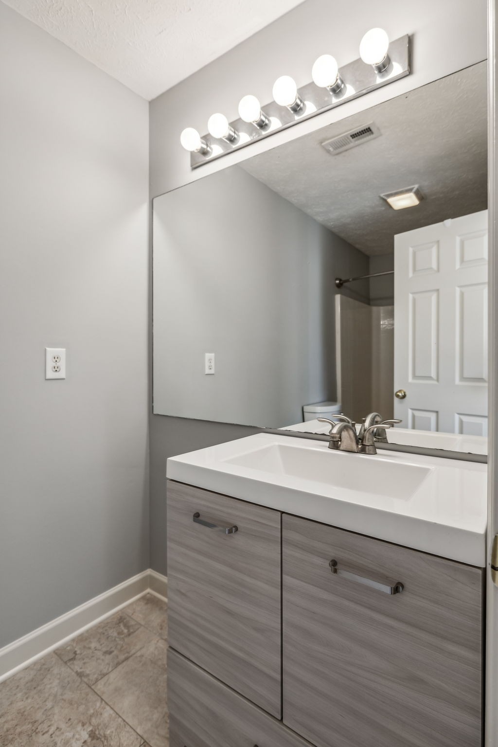 592 Flintlock Ct