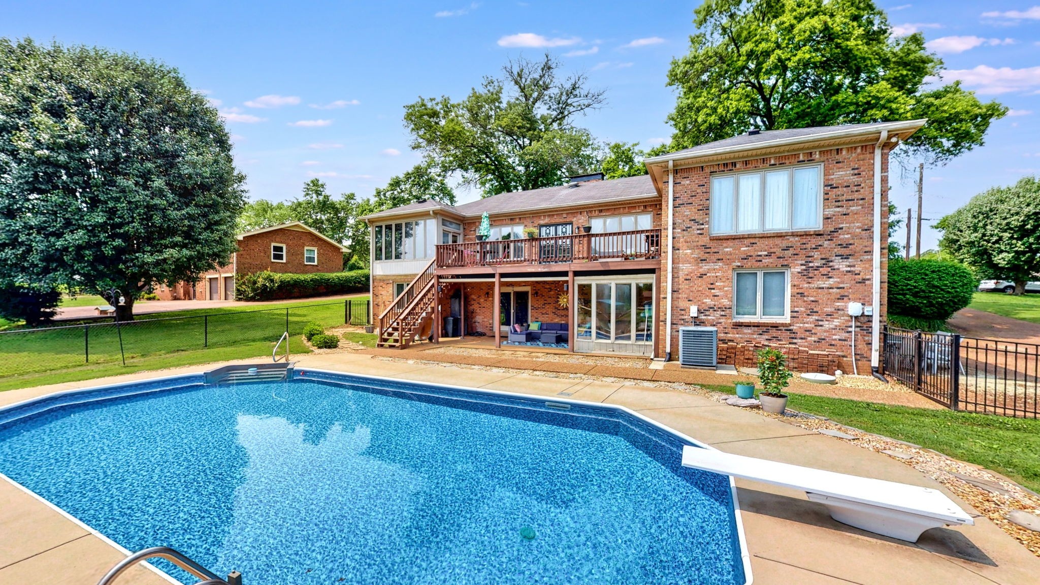 305 Rolling Mill Rd