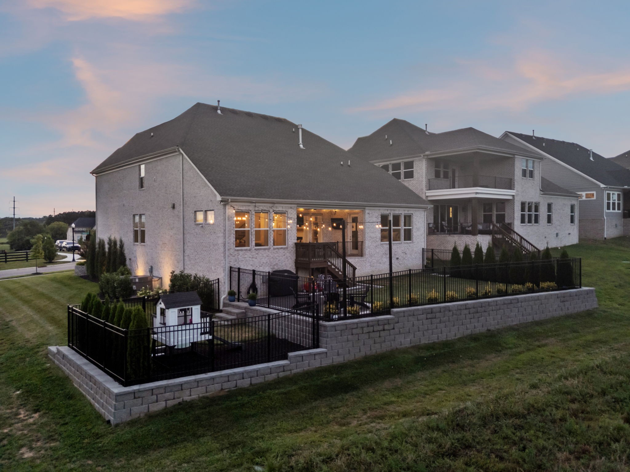 5400 Ayana Dr