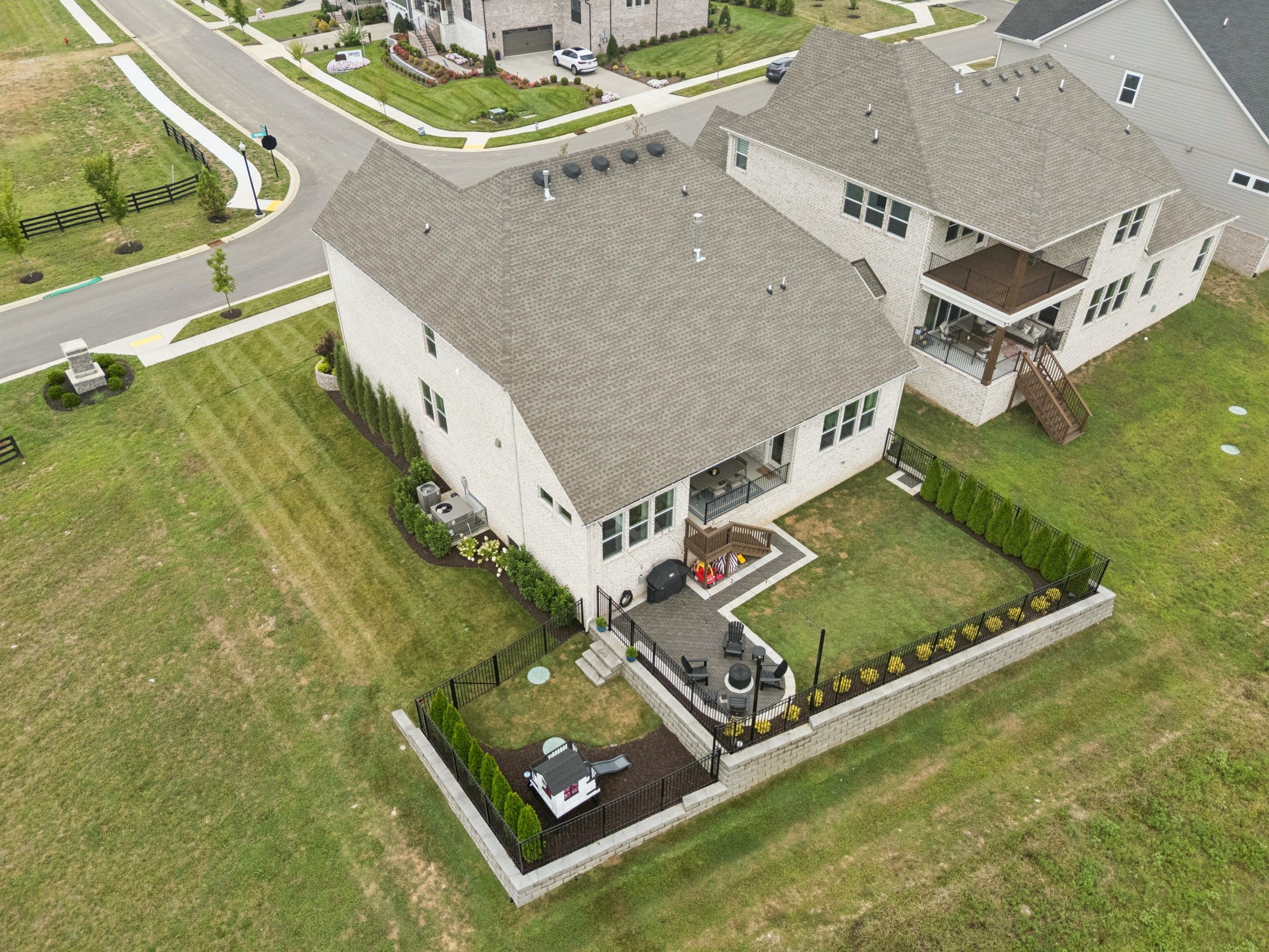 5400 Ayana Dr