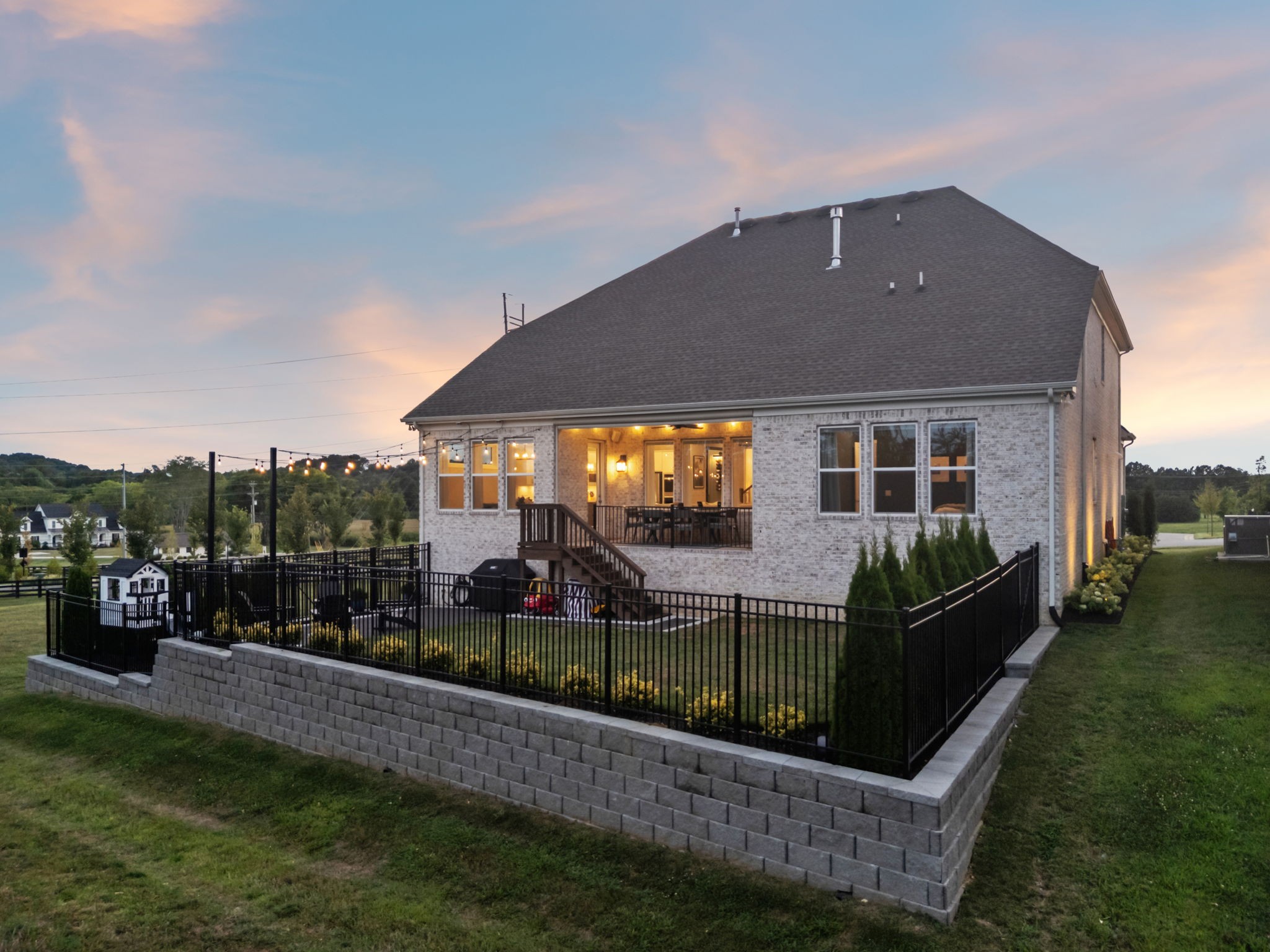 5400 Ayana Dr