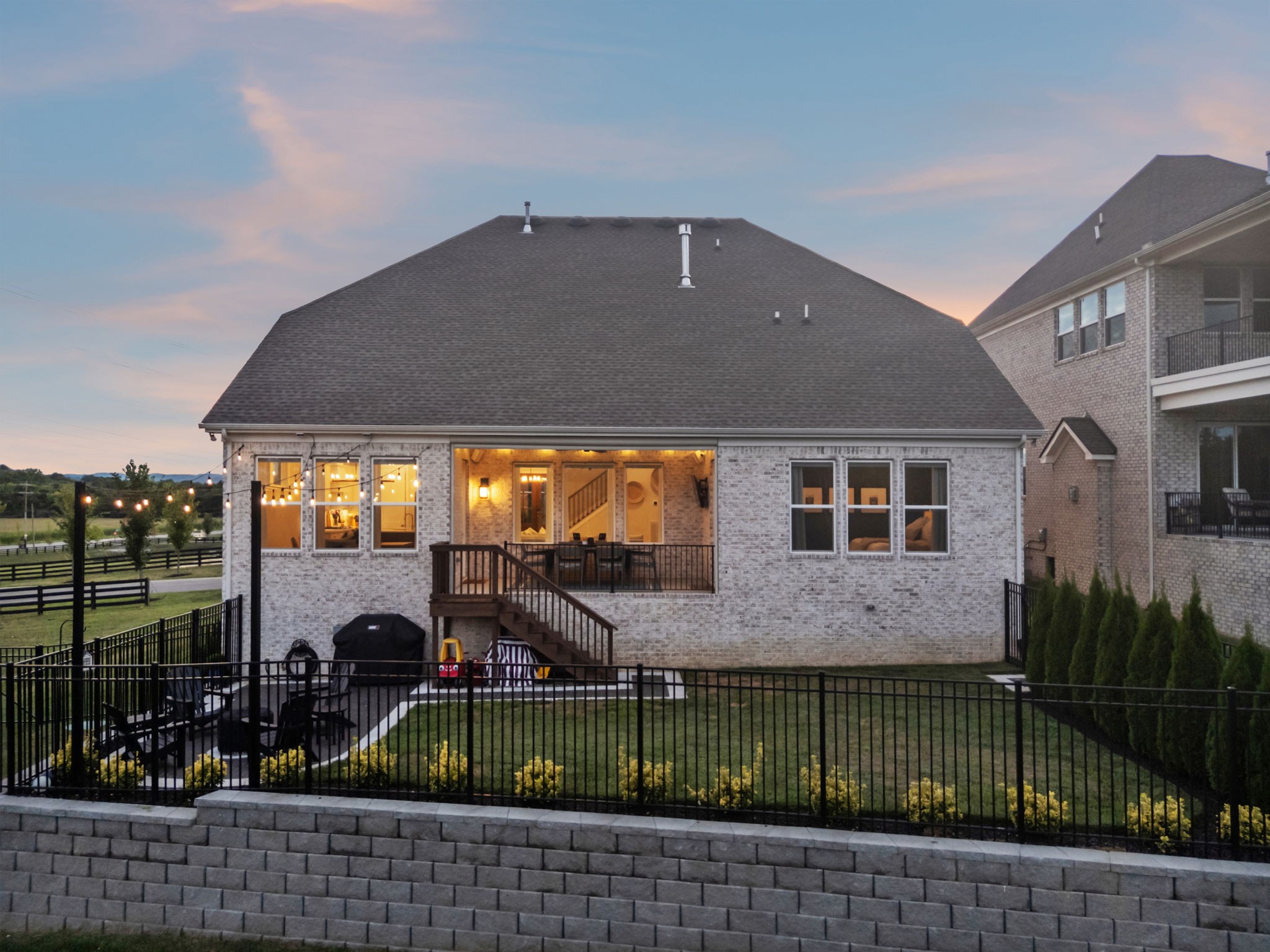 5400 Ayana Dr
